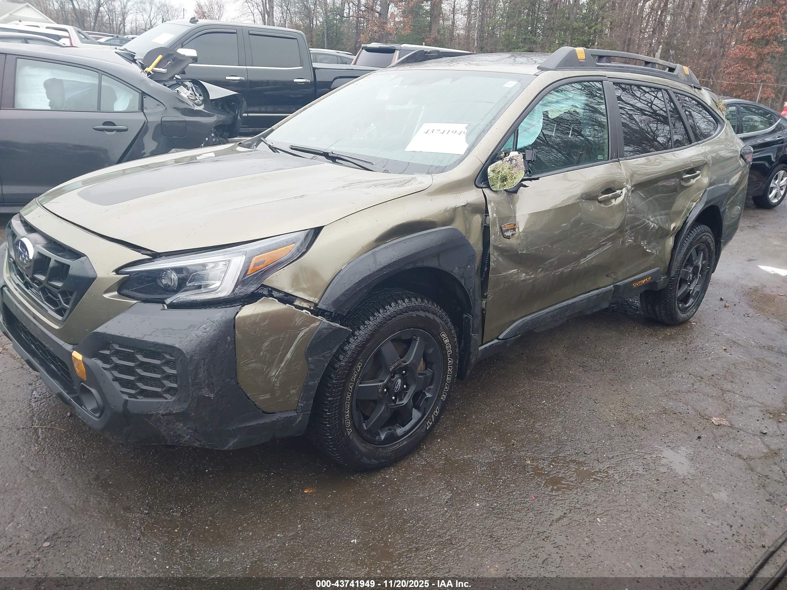 SUBARU OUTBACK image 2