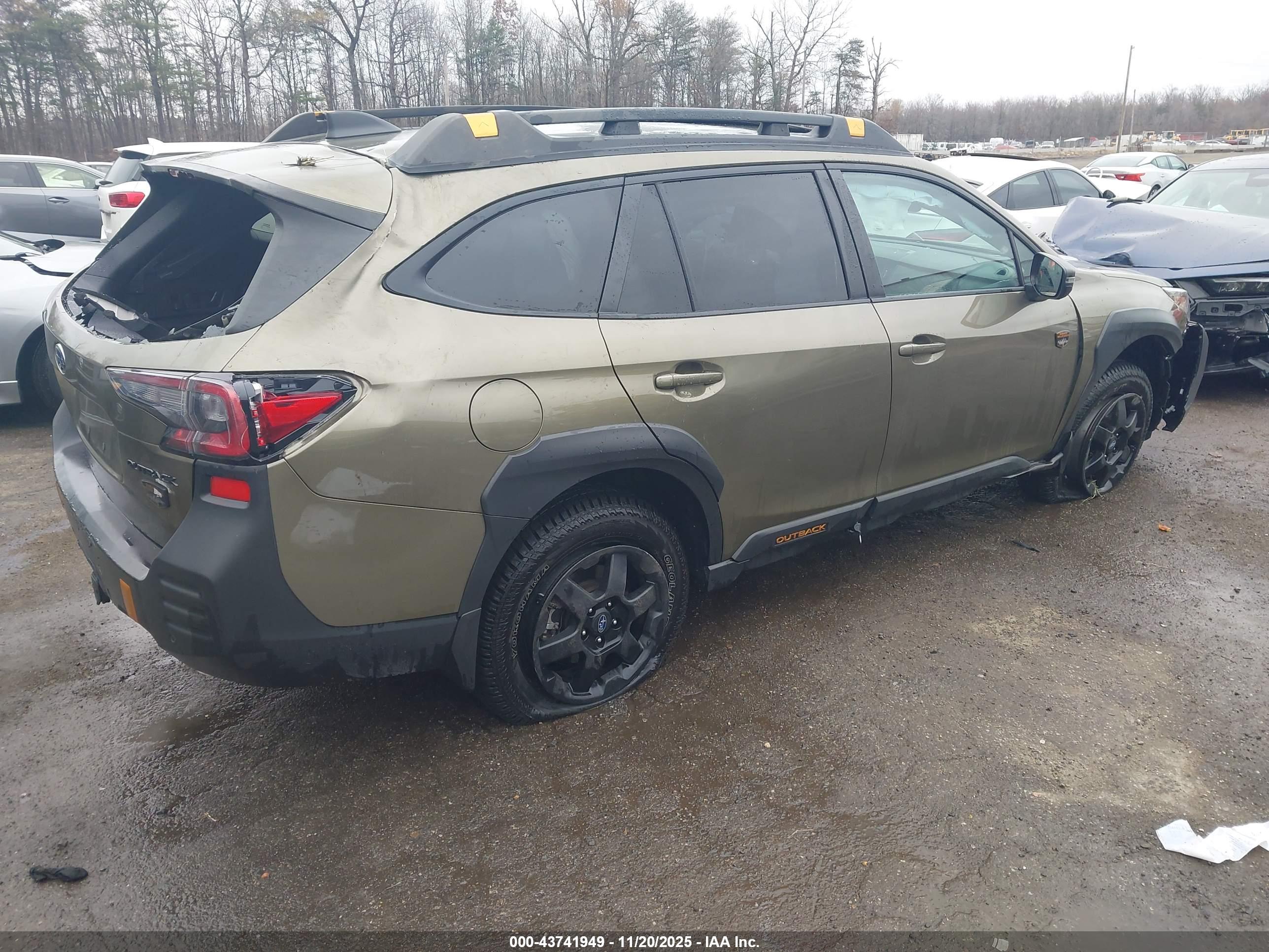 SUBARU OUTBACK image 4
