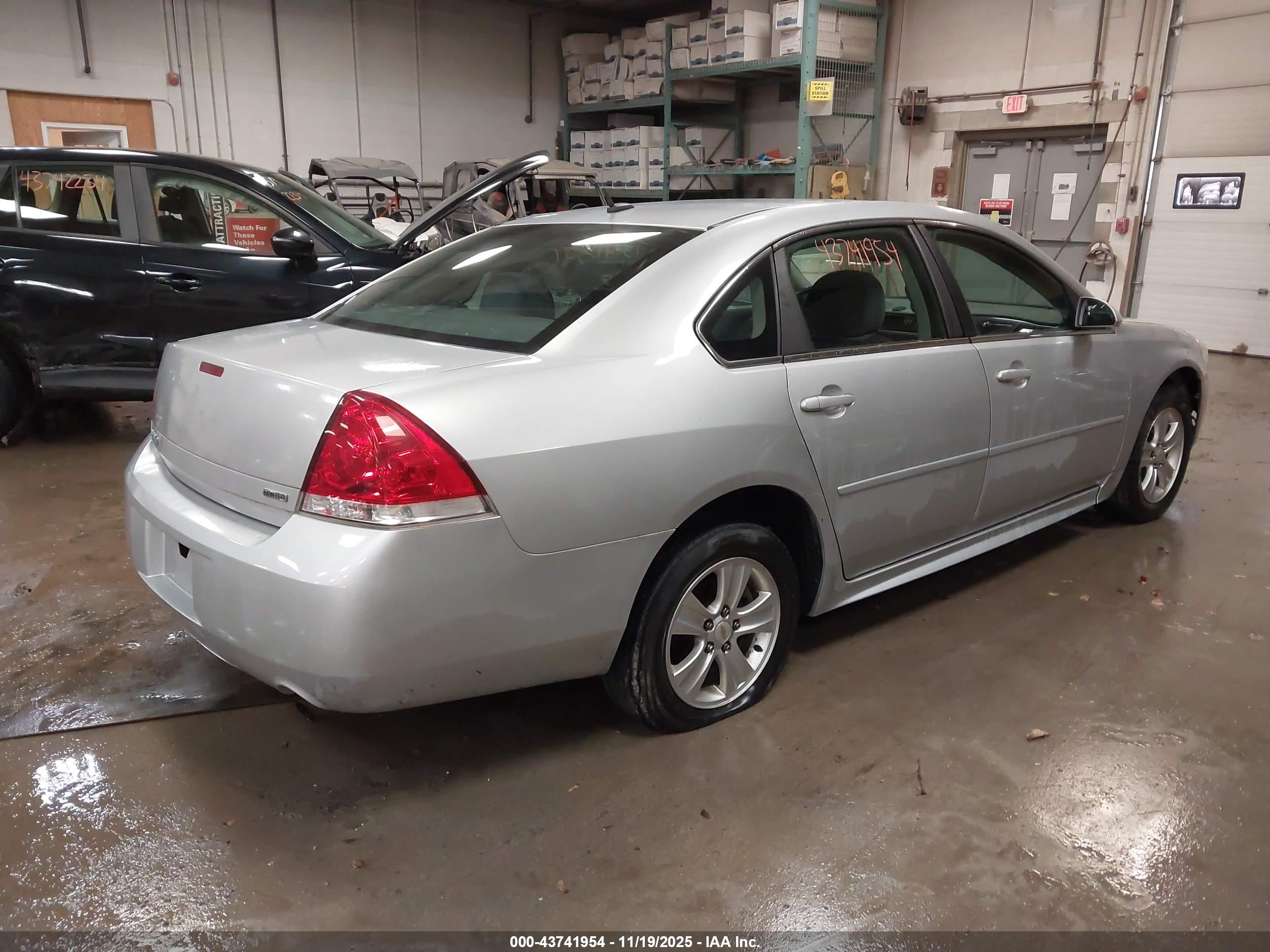CHEVROLET IMPALA image 4