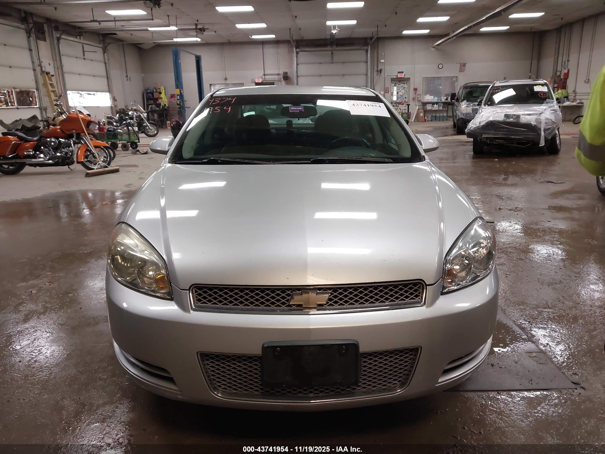 CHEVROLET IMPALA image 6