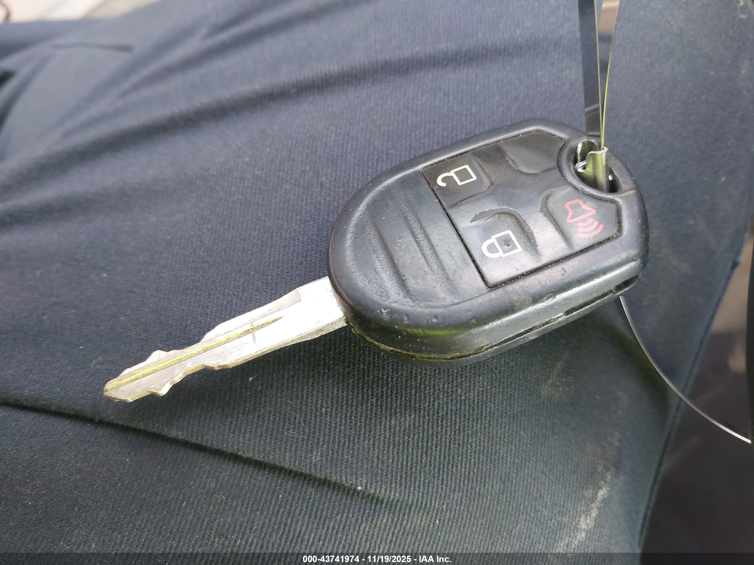 FORD EDGE image 11