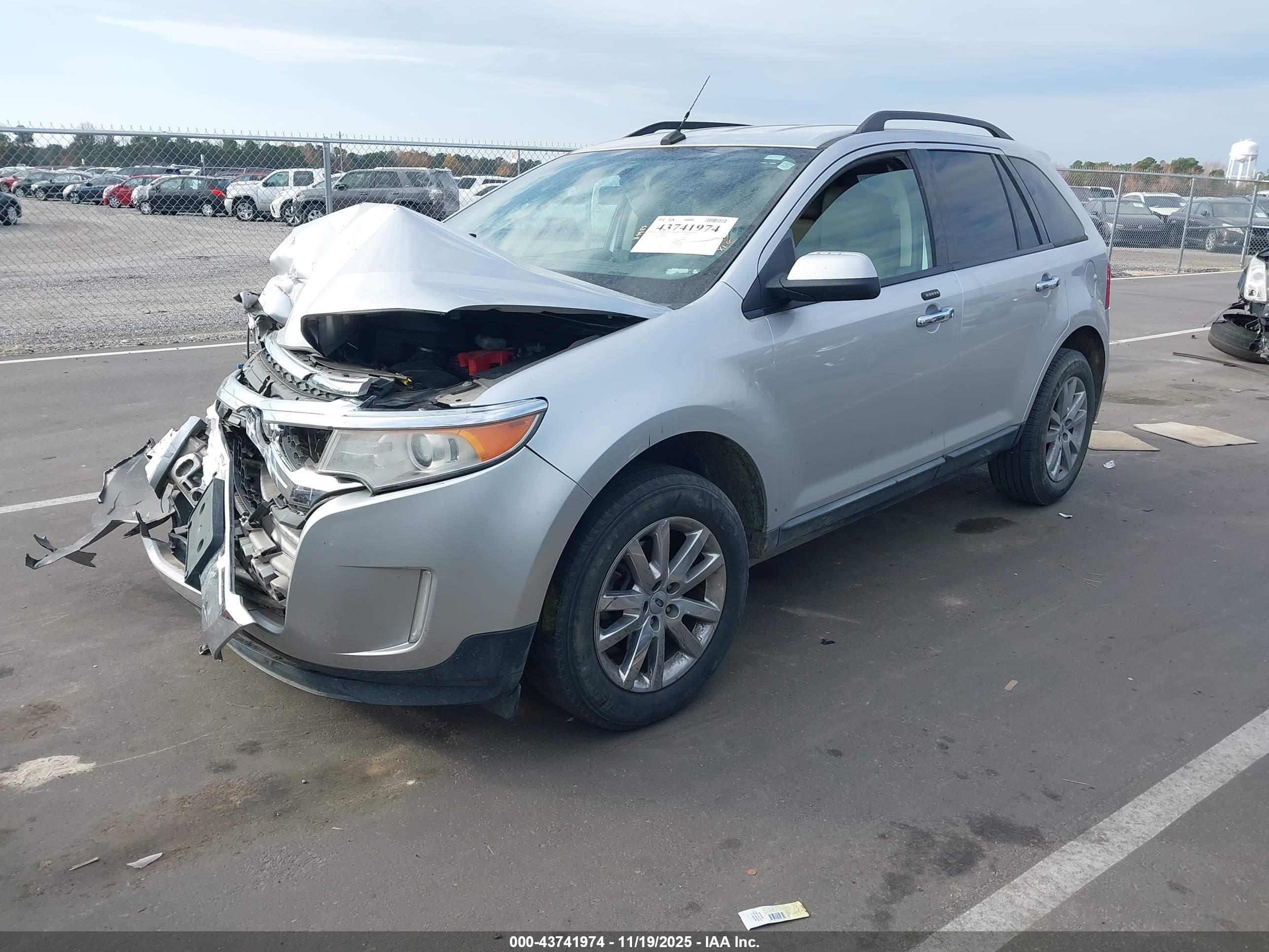 FORD EDGE image 2