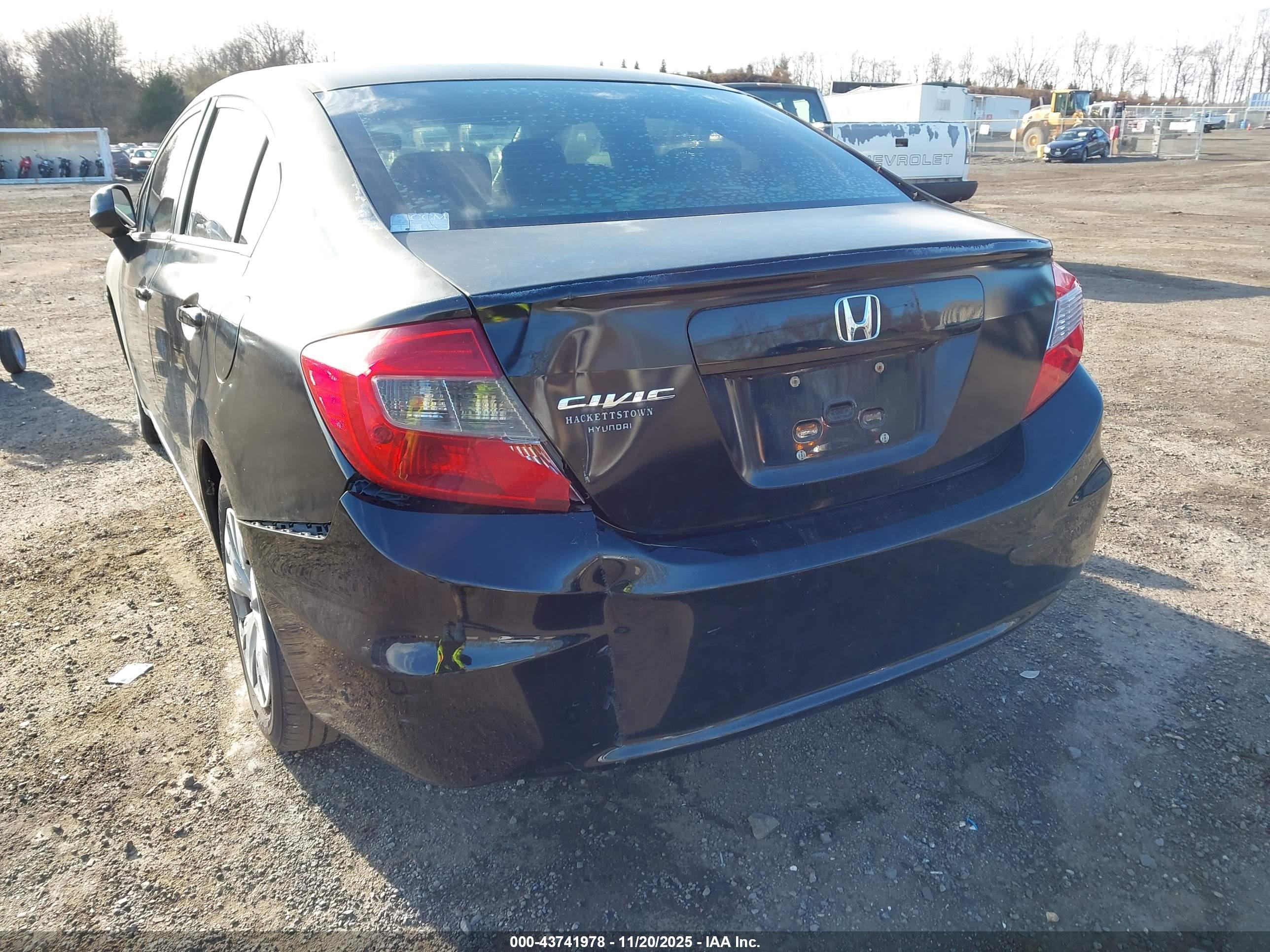 HONDA CIVIC image 6