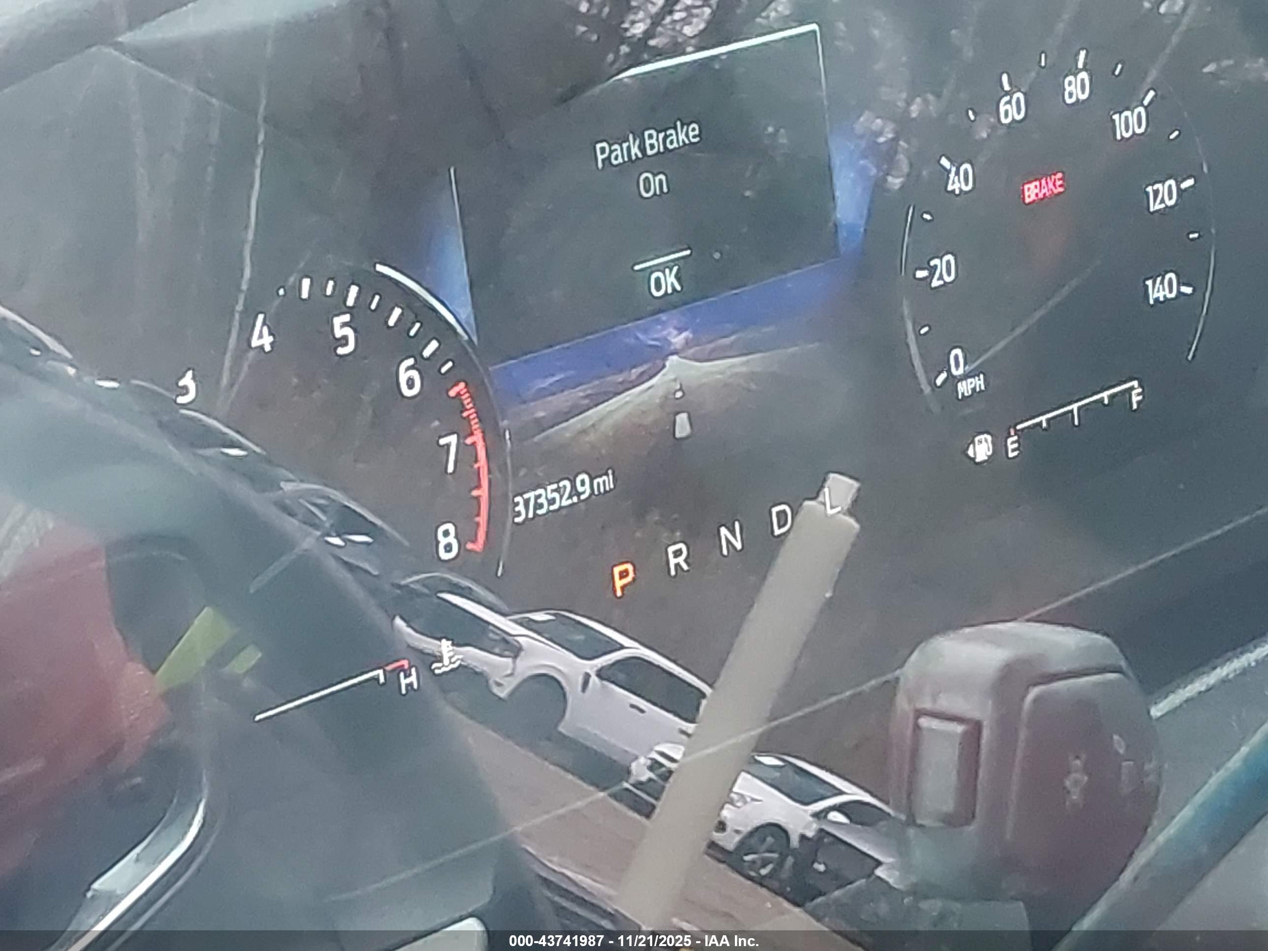 FORD EXPLORER image 7