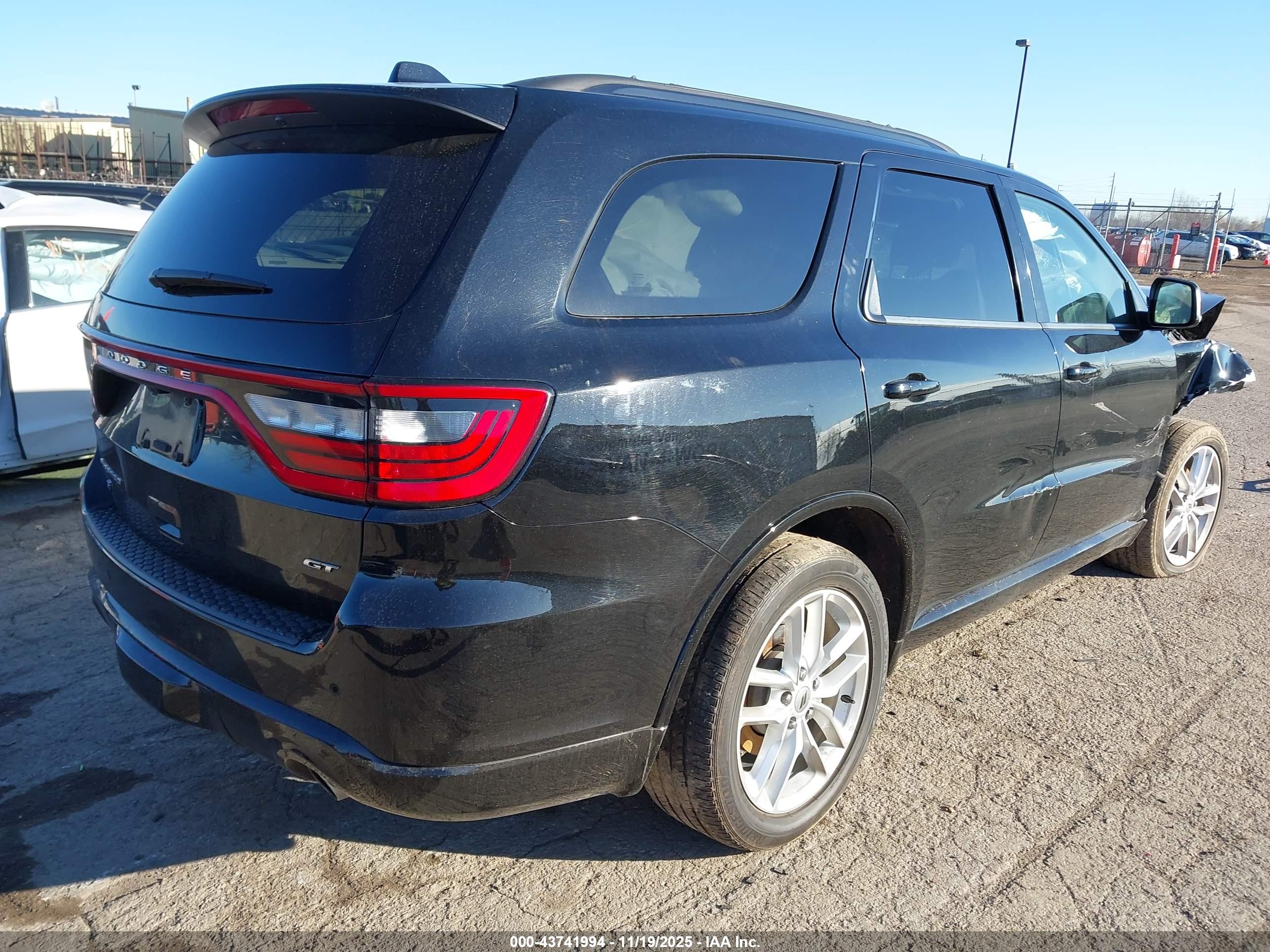 DODGE DURANGO image 4