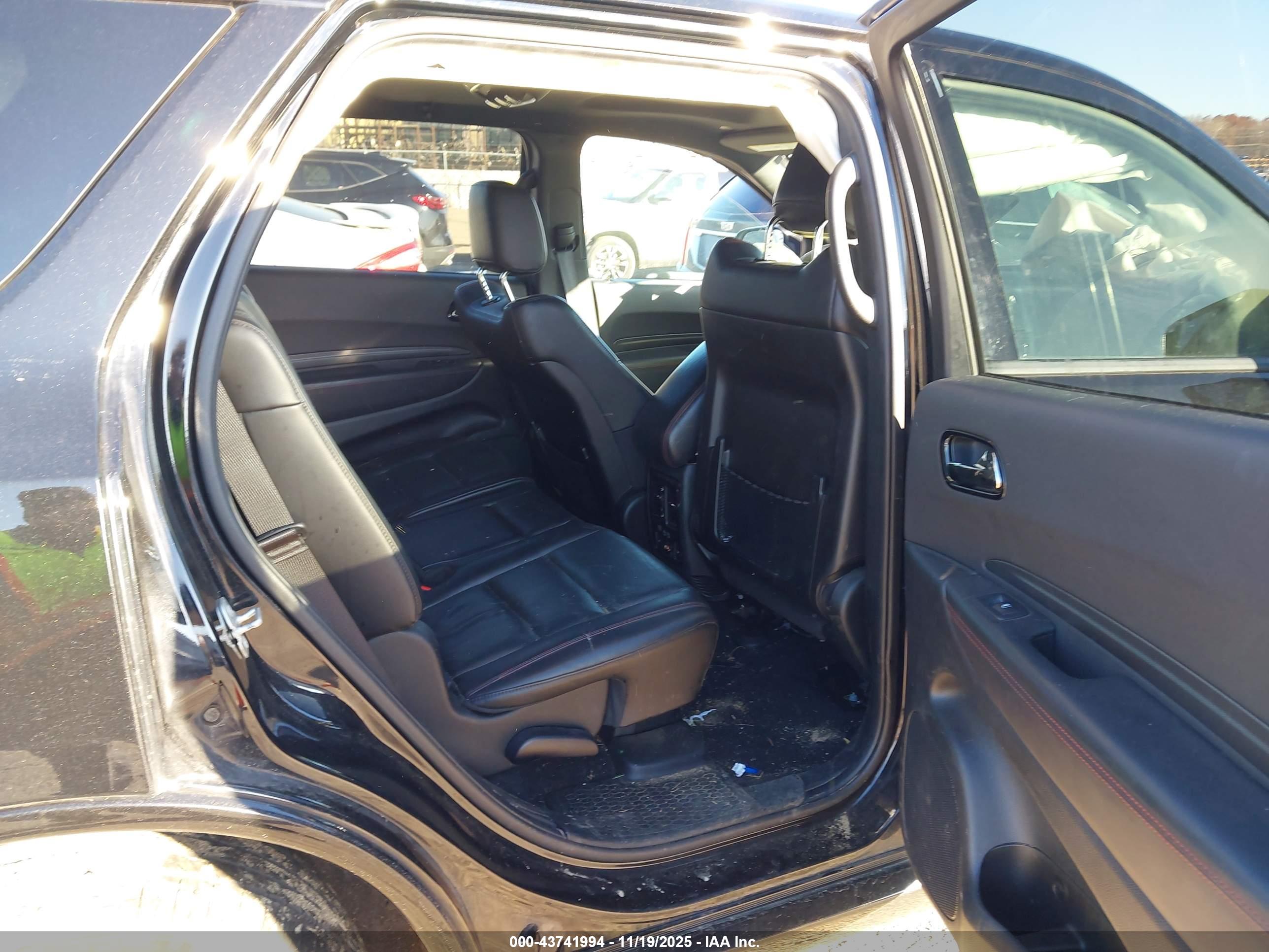 DODGE DURANGO image 8