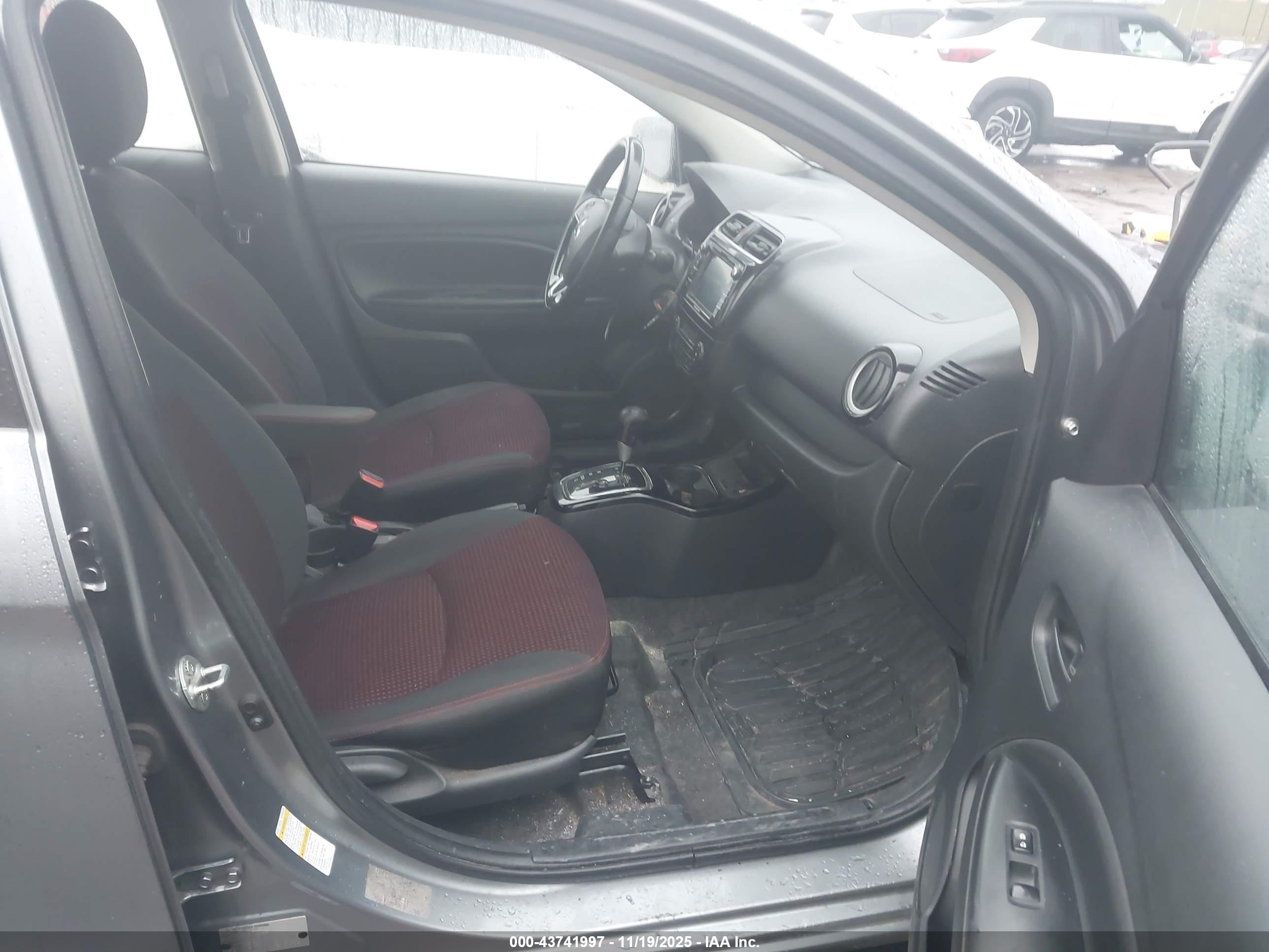 MITSUBISHI MIRAGE image 5