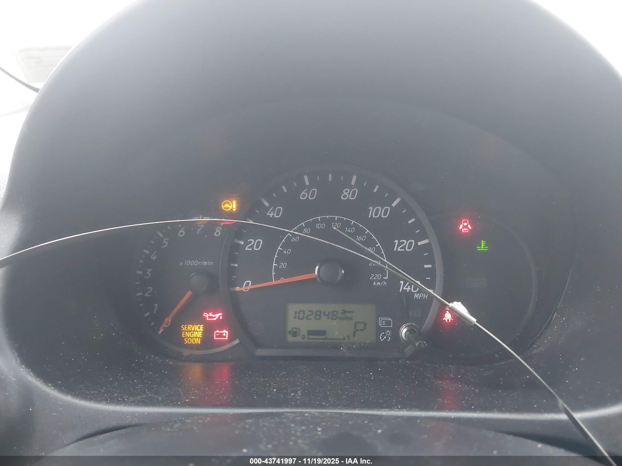 MITSUBISHI MIRAGE image 7