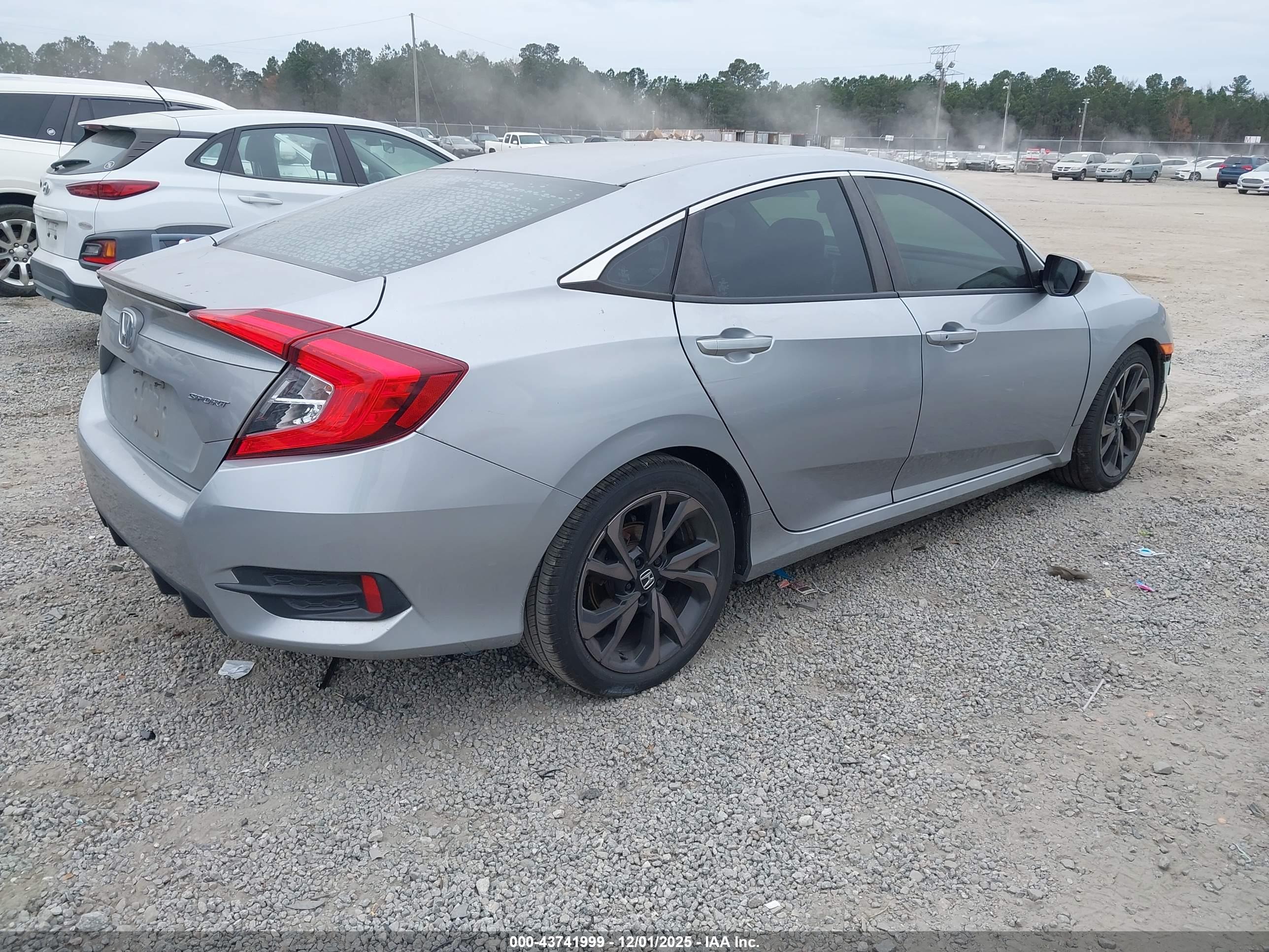 HONDA CIVIC image 4