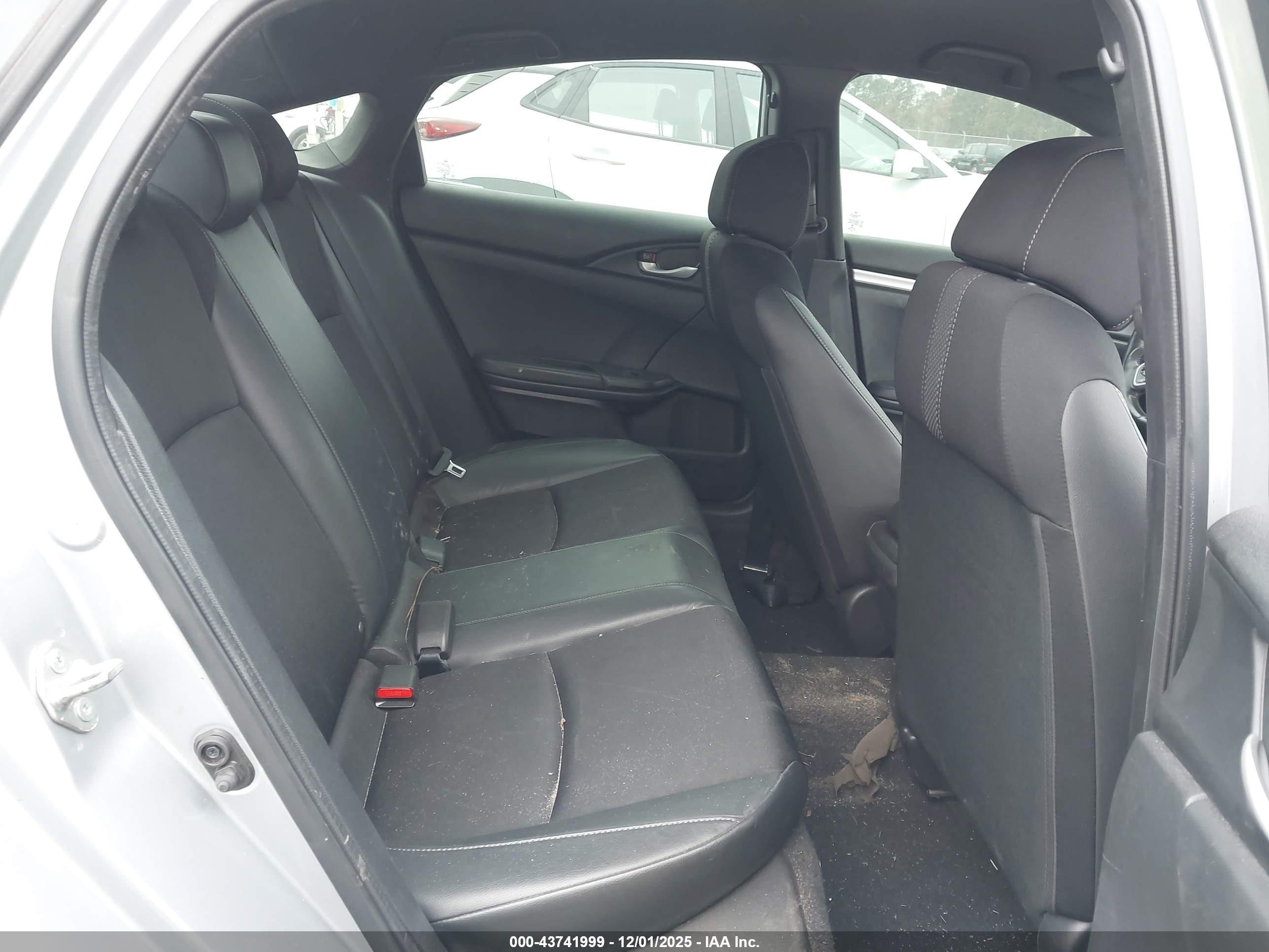 HONDA CIVIC image 8