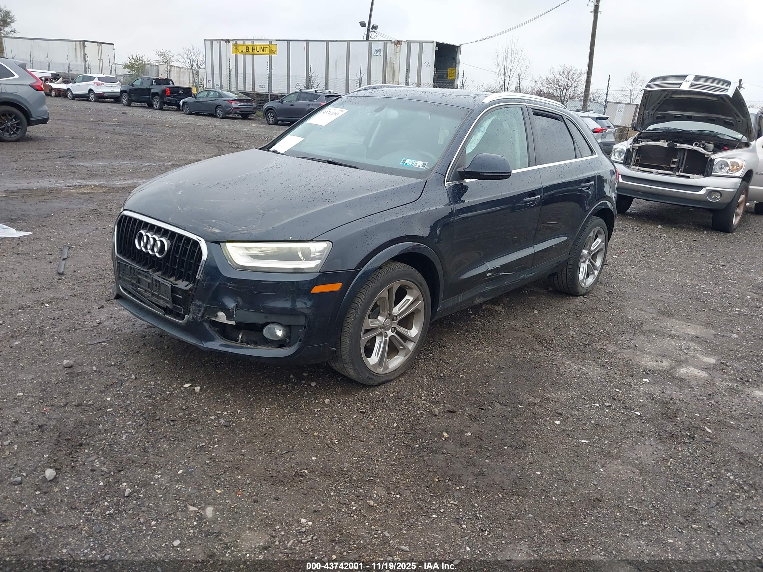 AUDI Q3 image 2