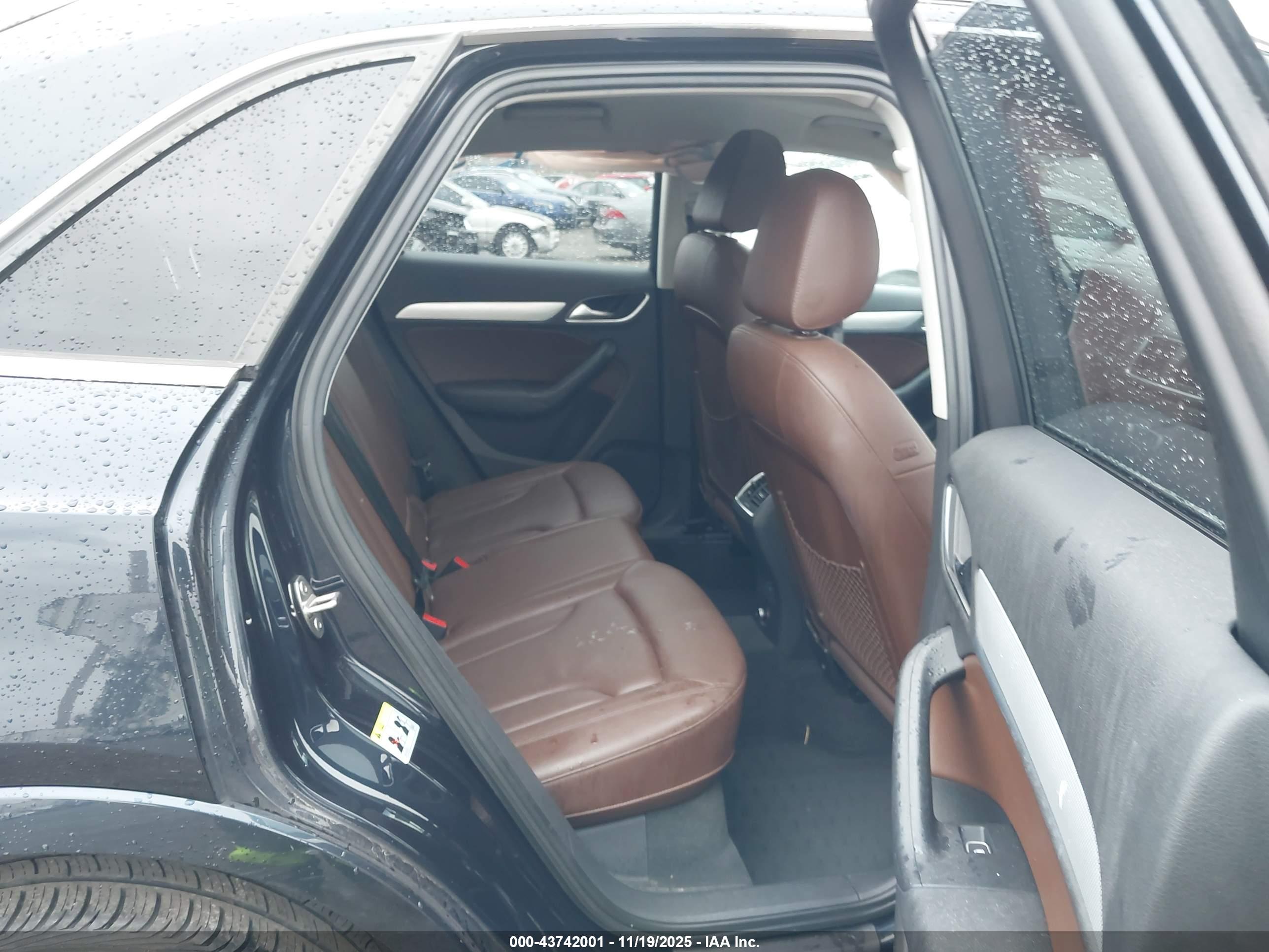 AUDI Q3 image 8