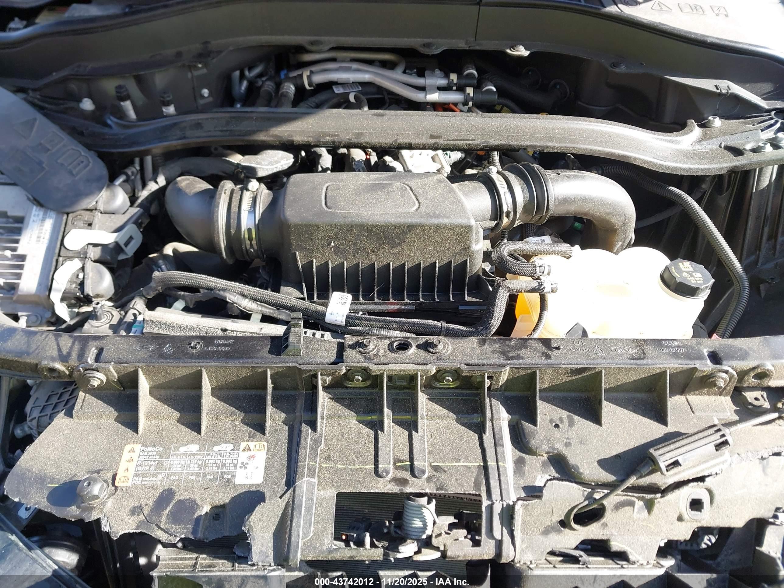FORD EXPLORER image 10