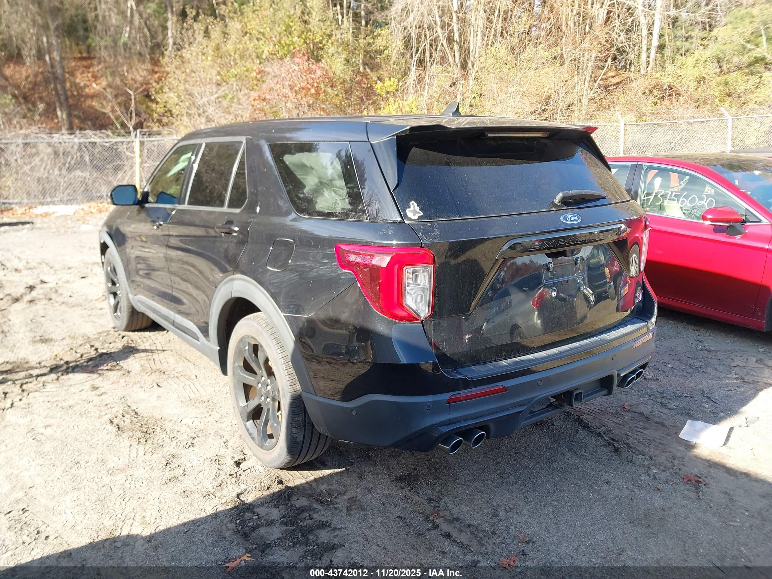 FORD EXPLORER image 3