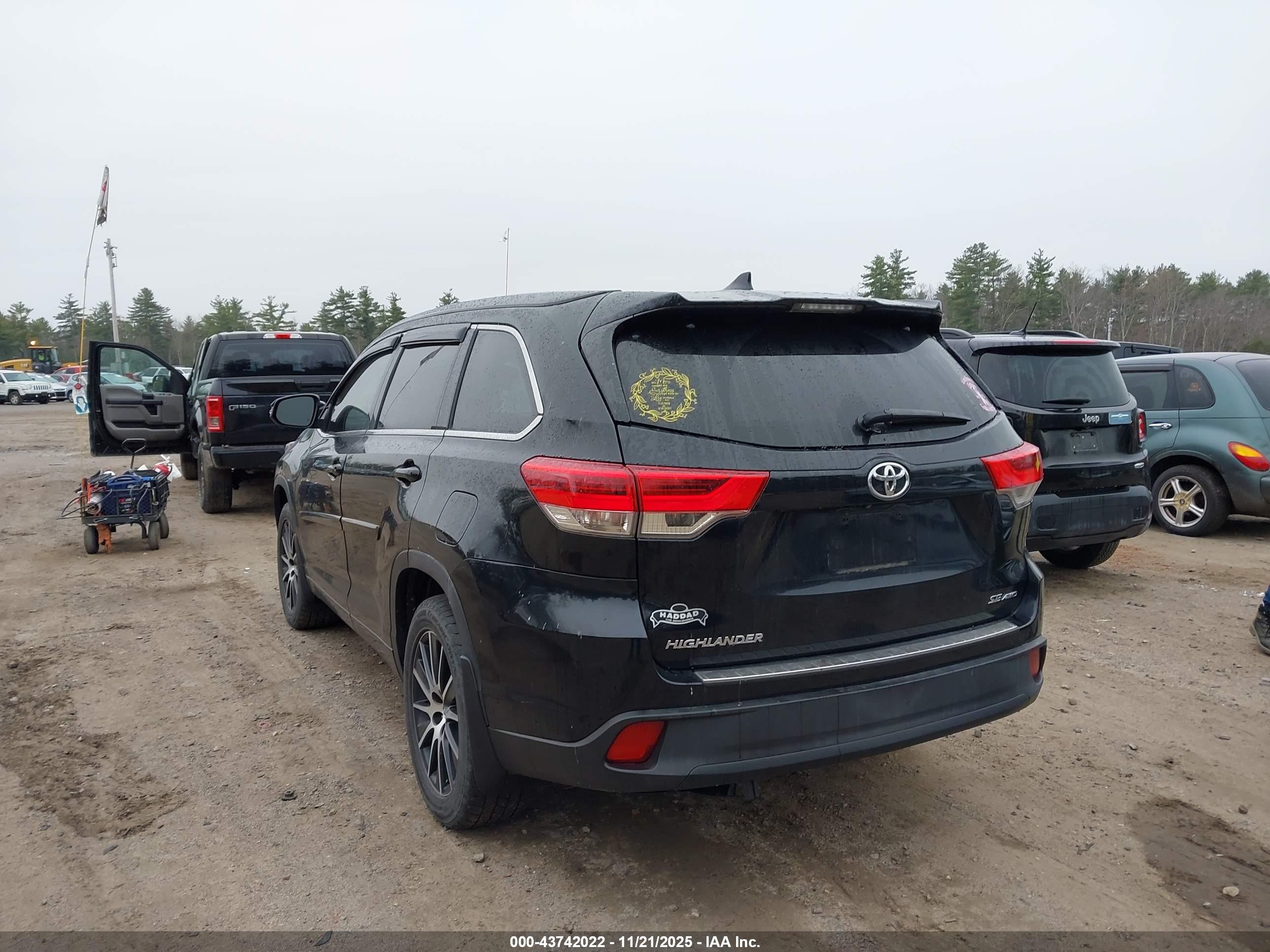TOYOTA HIGHLANDER image 3