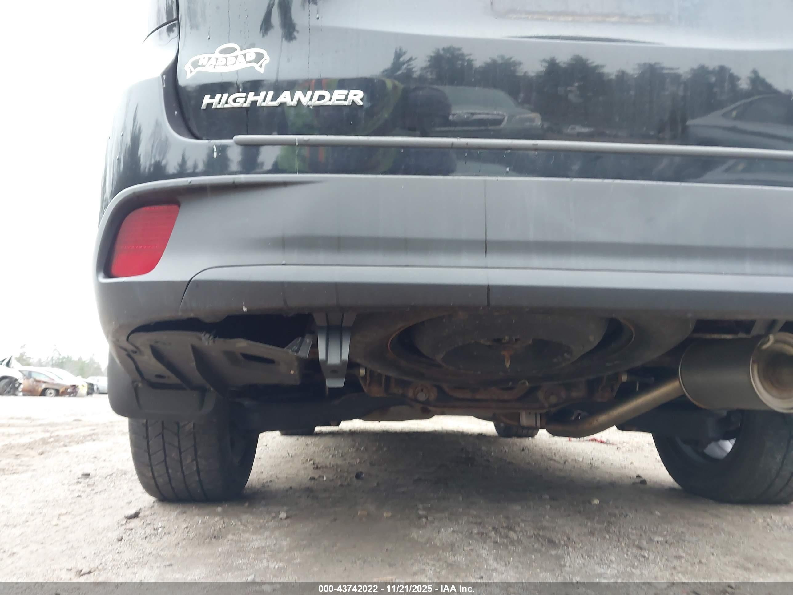 TOYOTA HIGHLANDER image 6