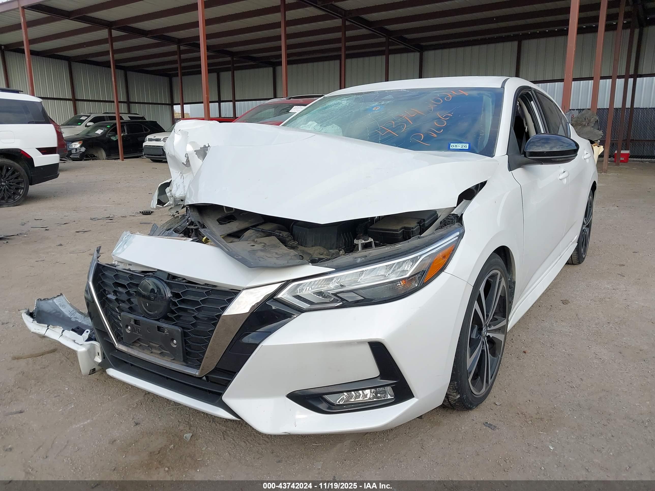 NISSAN SENTRA image 2
