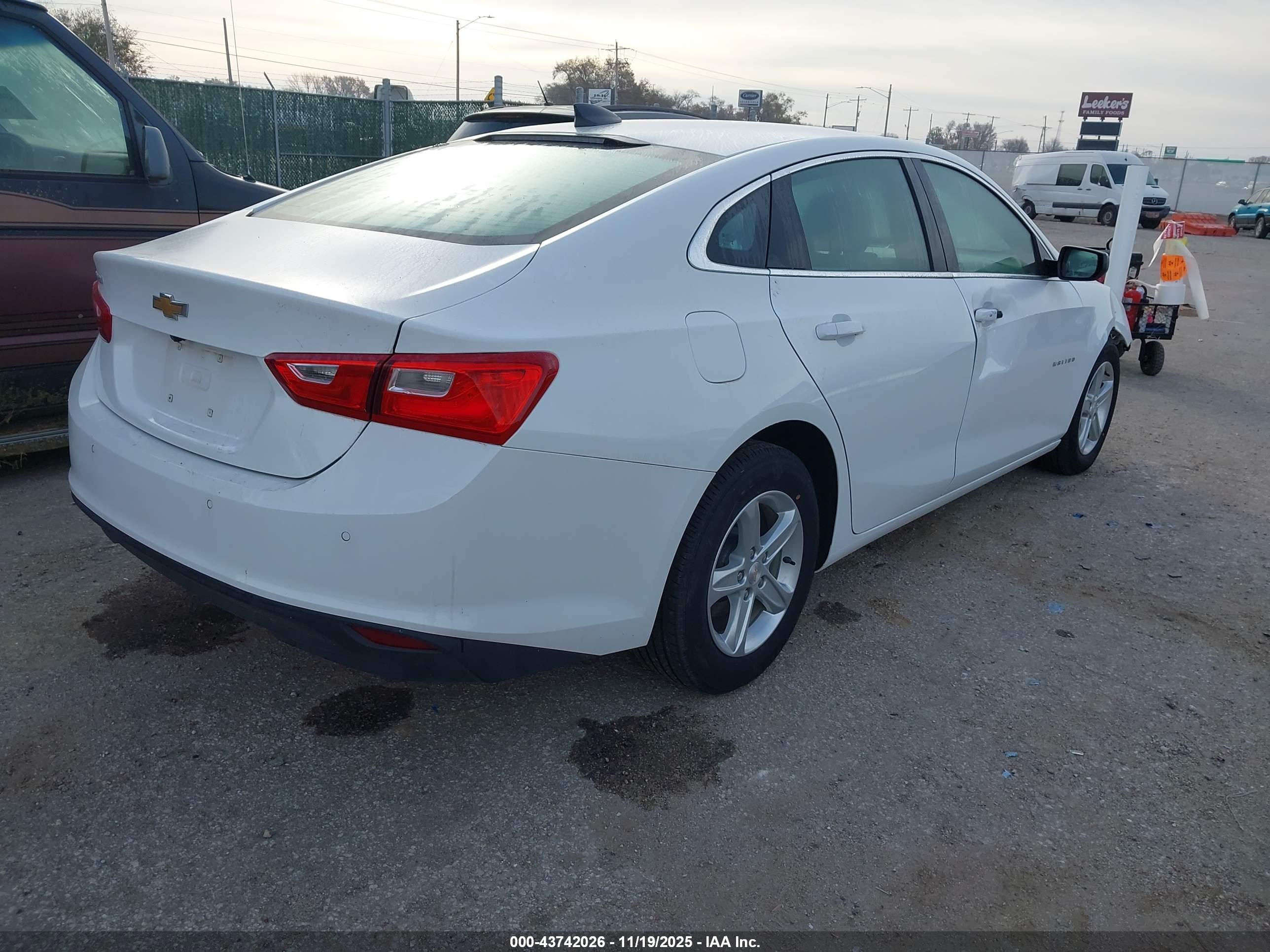 CHEVROLET MALIBU image 4