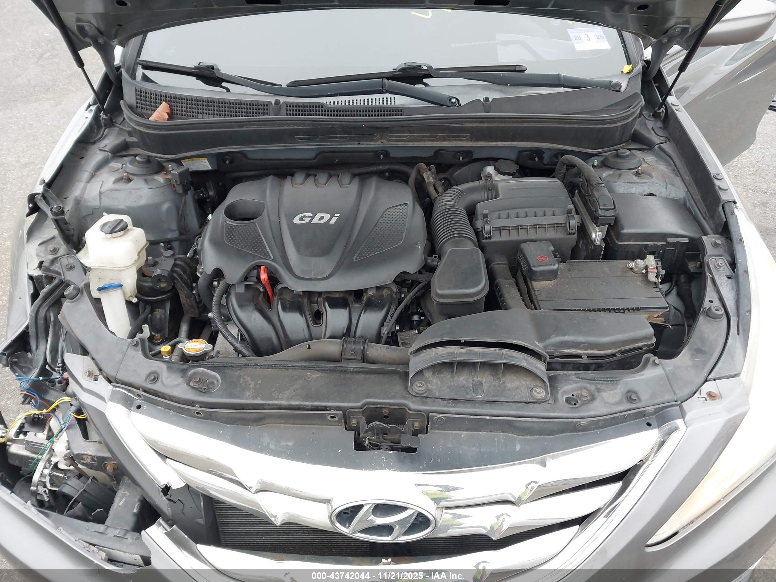HYUNDAI SONATA image 10