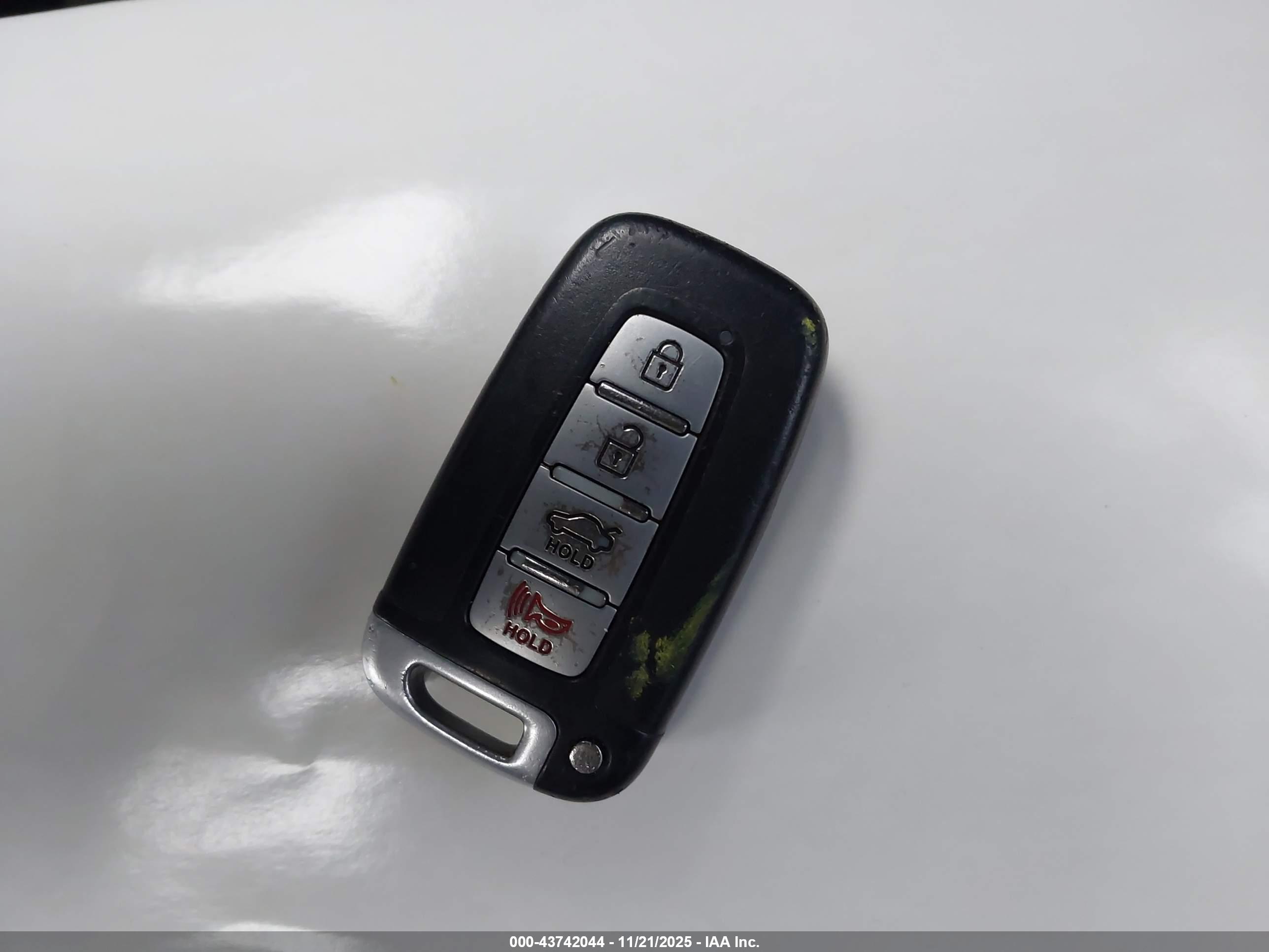 HYUNDAI SONATA image 11