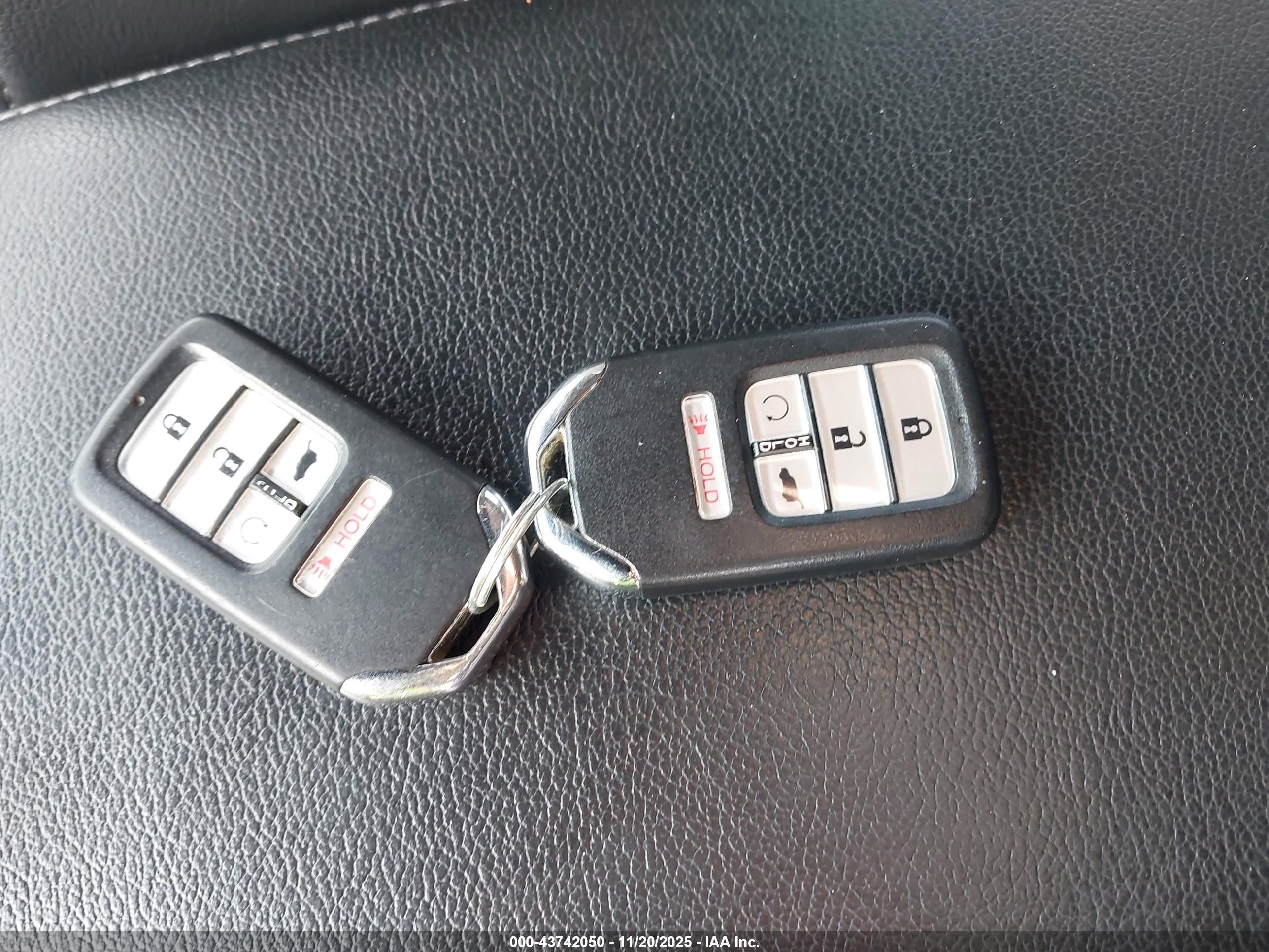 HONDA CR-V image 11