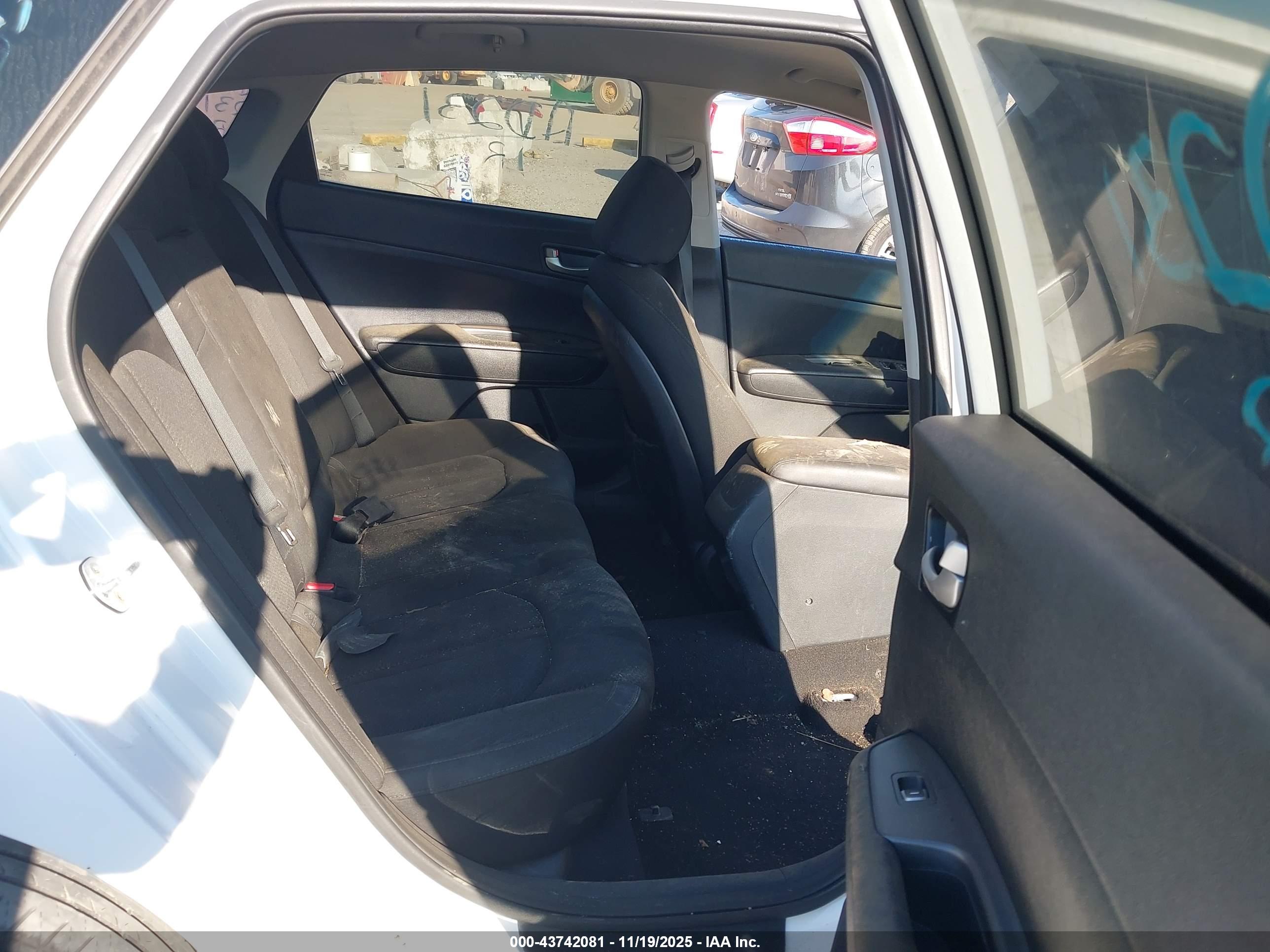 KIA OPTIMA image 8