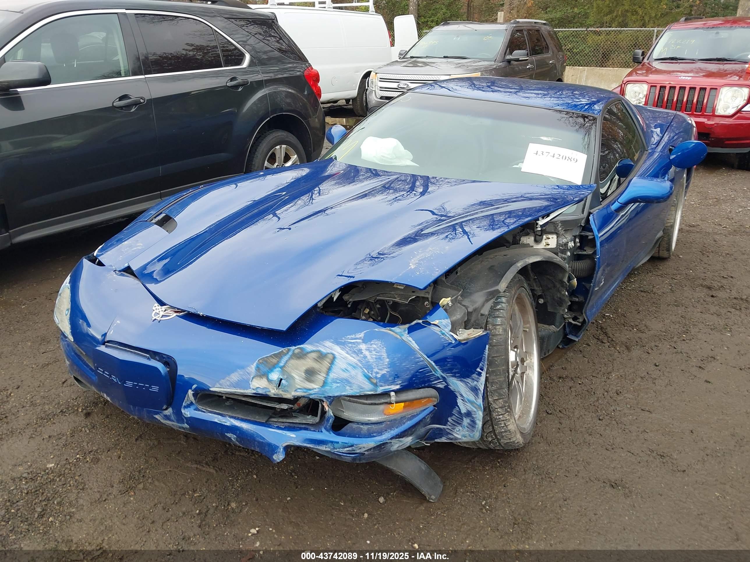CHEVROLET CORVETTE image 6