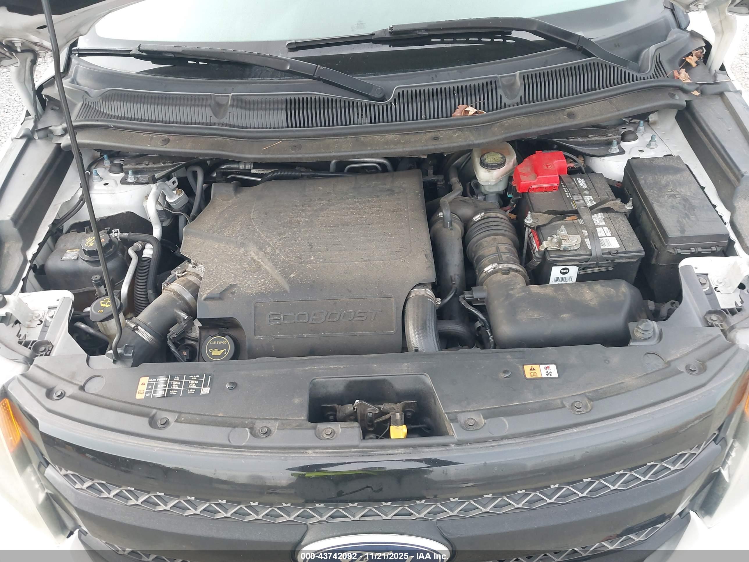FORD EXPLORER image 10