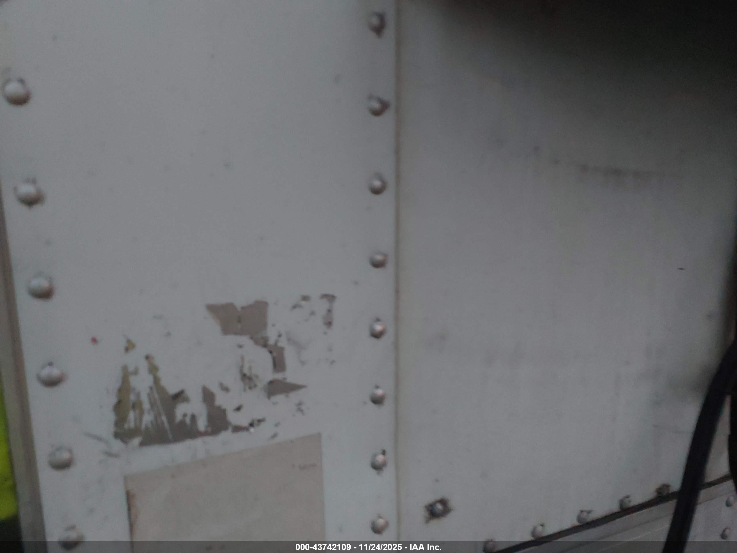 UTILITY TRAILER image 7