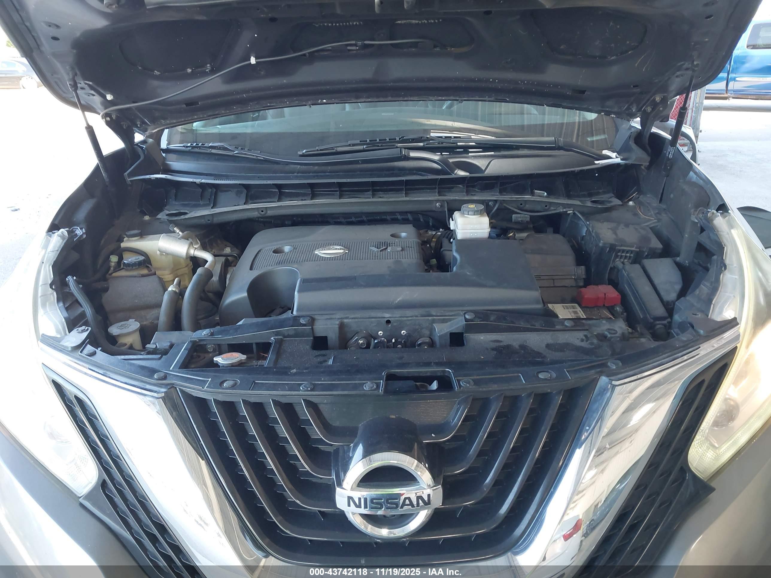 NISSAN MURANO image 10