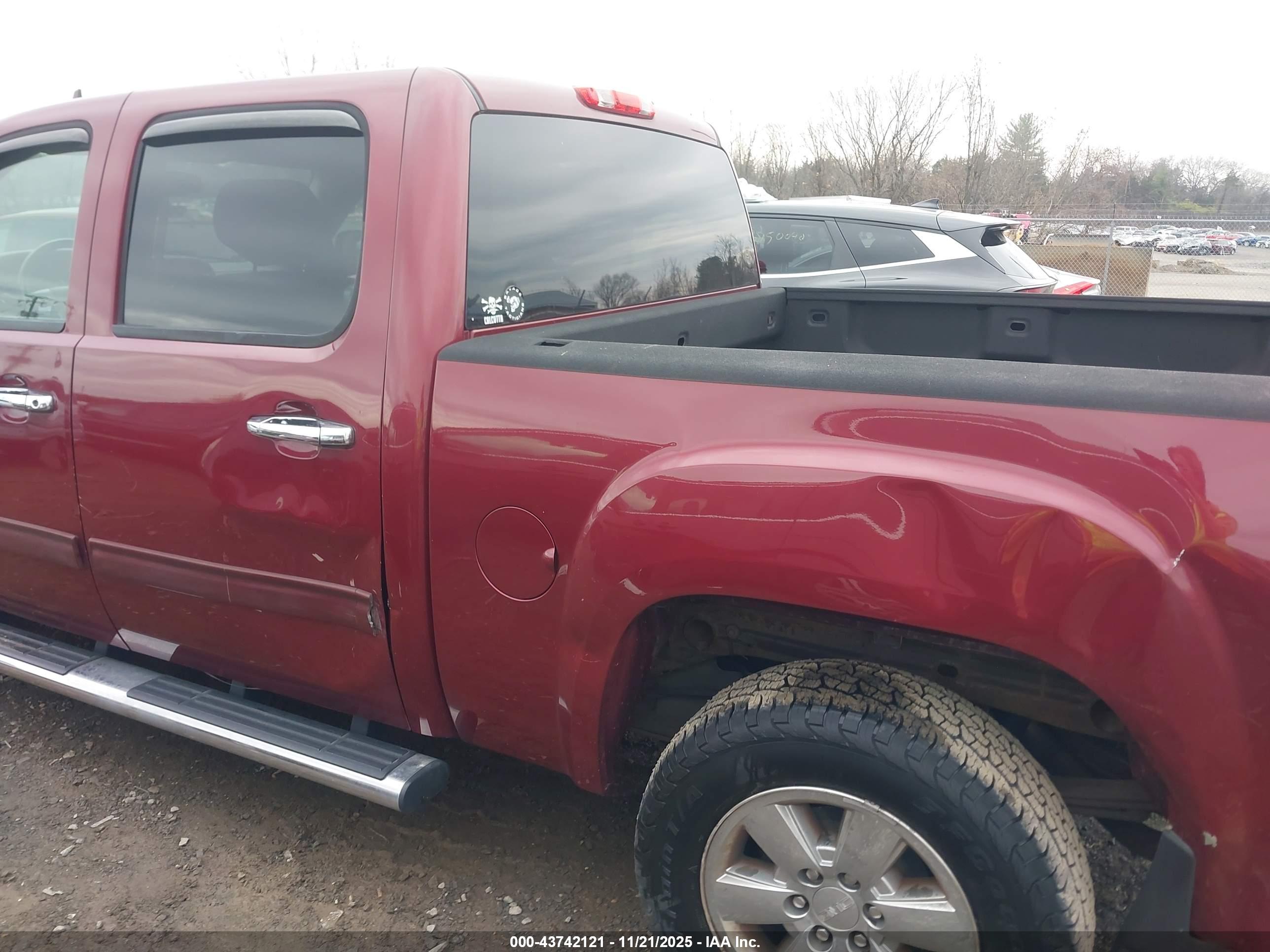 GMC SIERRA image 6