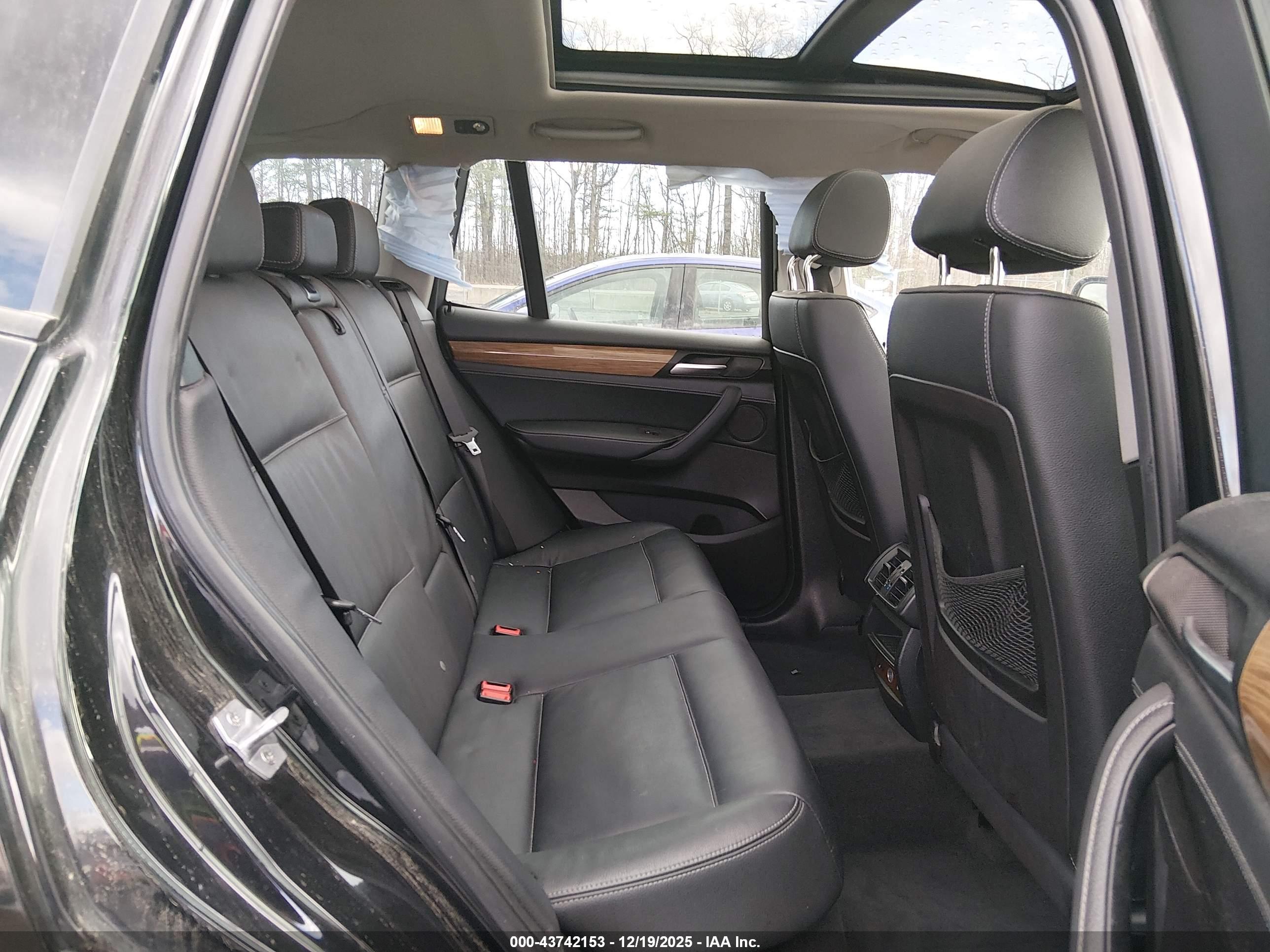 BMW X3 image 8