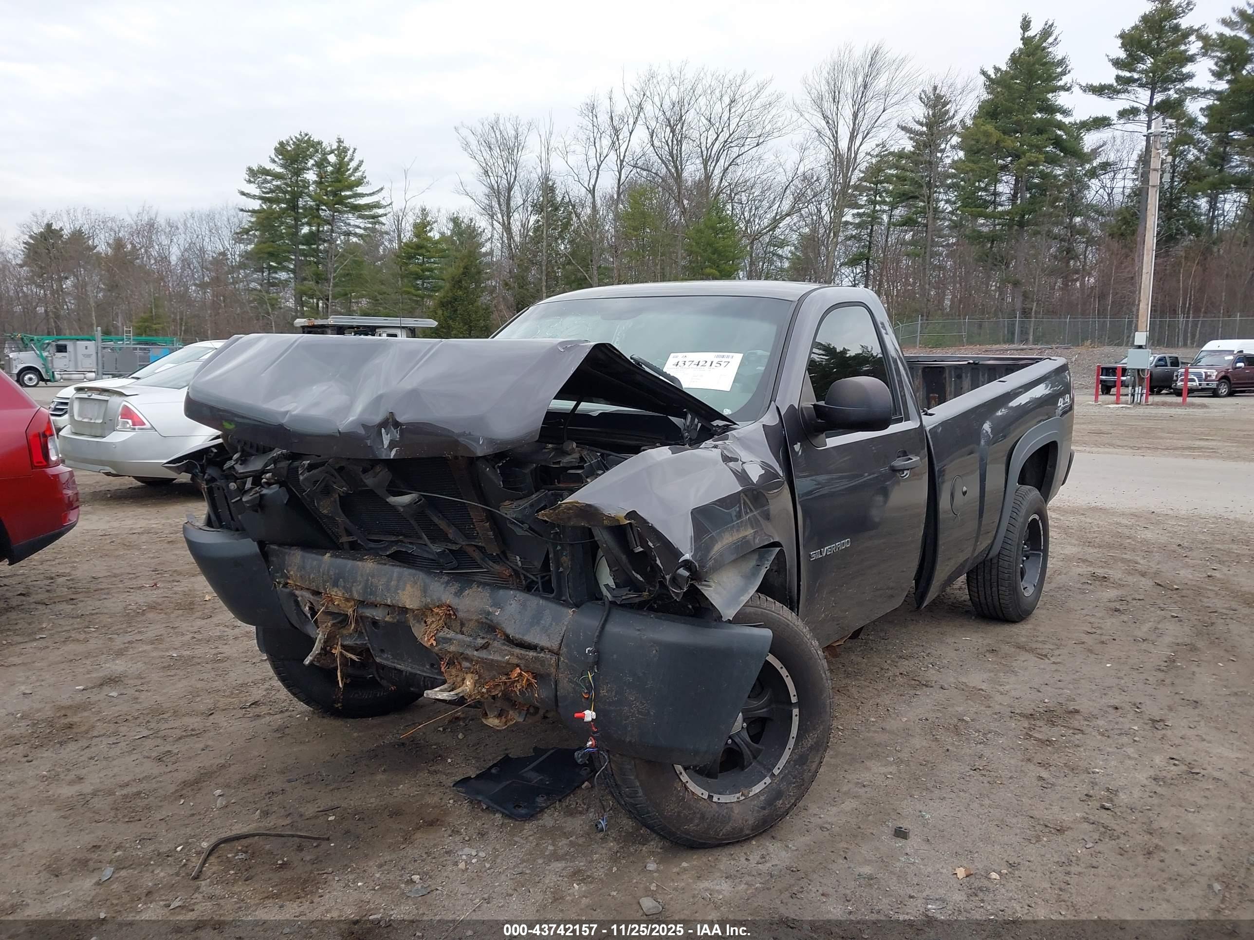 CHEVROLET SILVERADO image 2