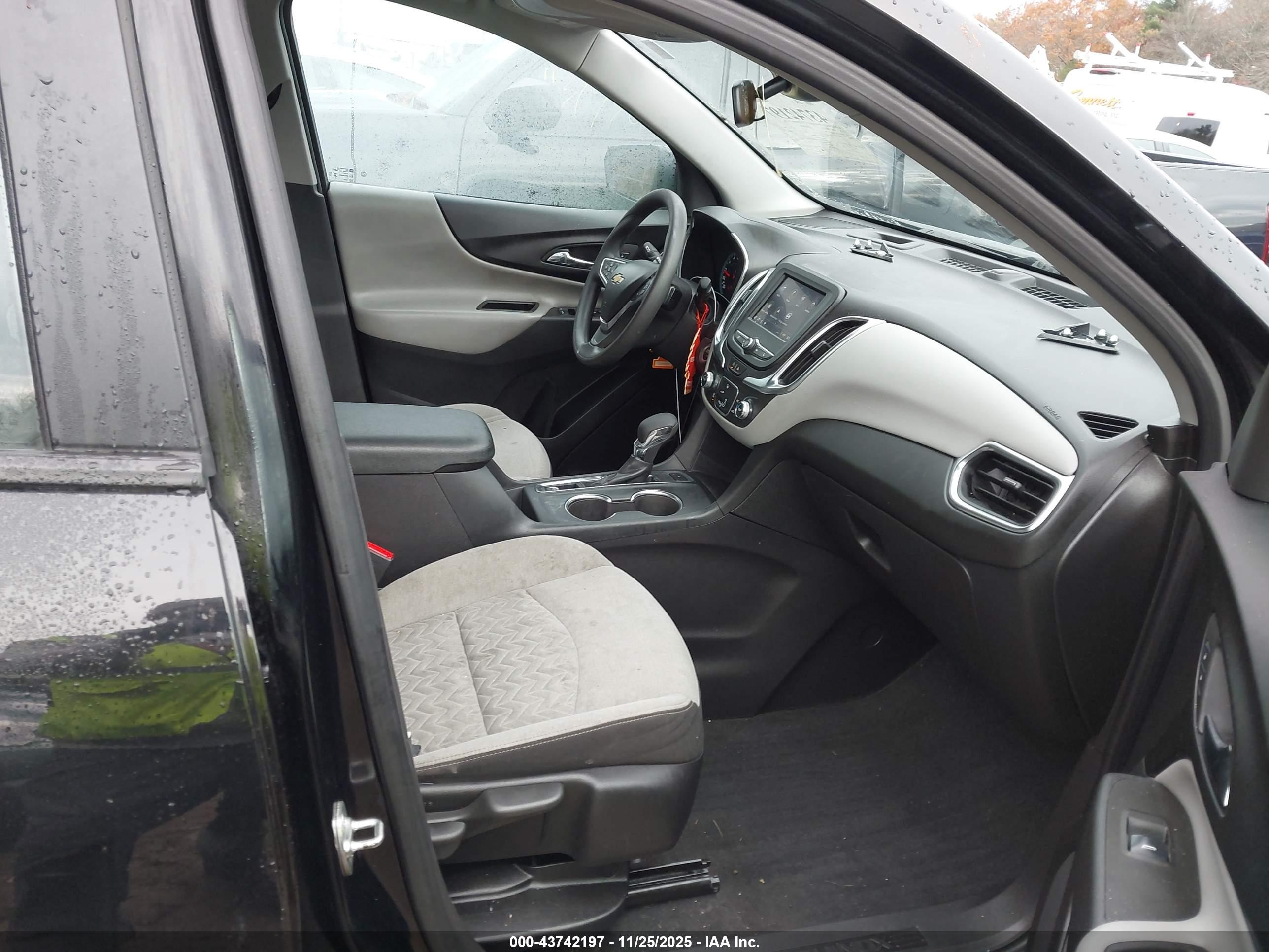CHEVROLET EQUINOX image 5