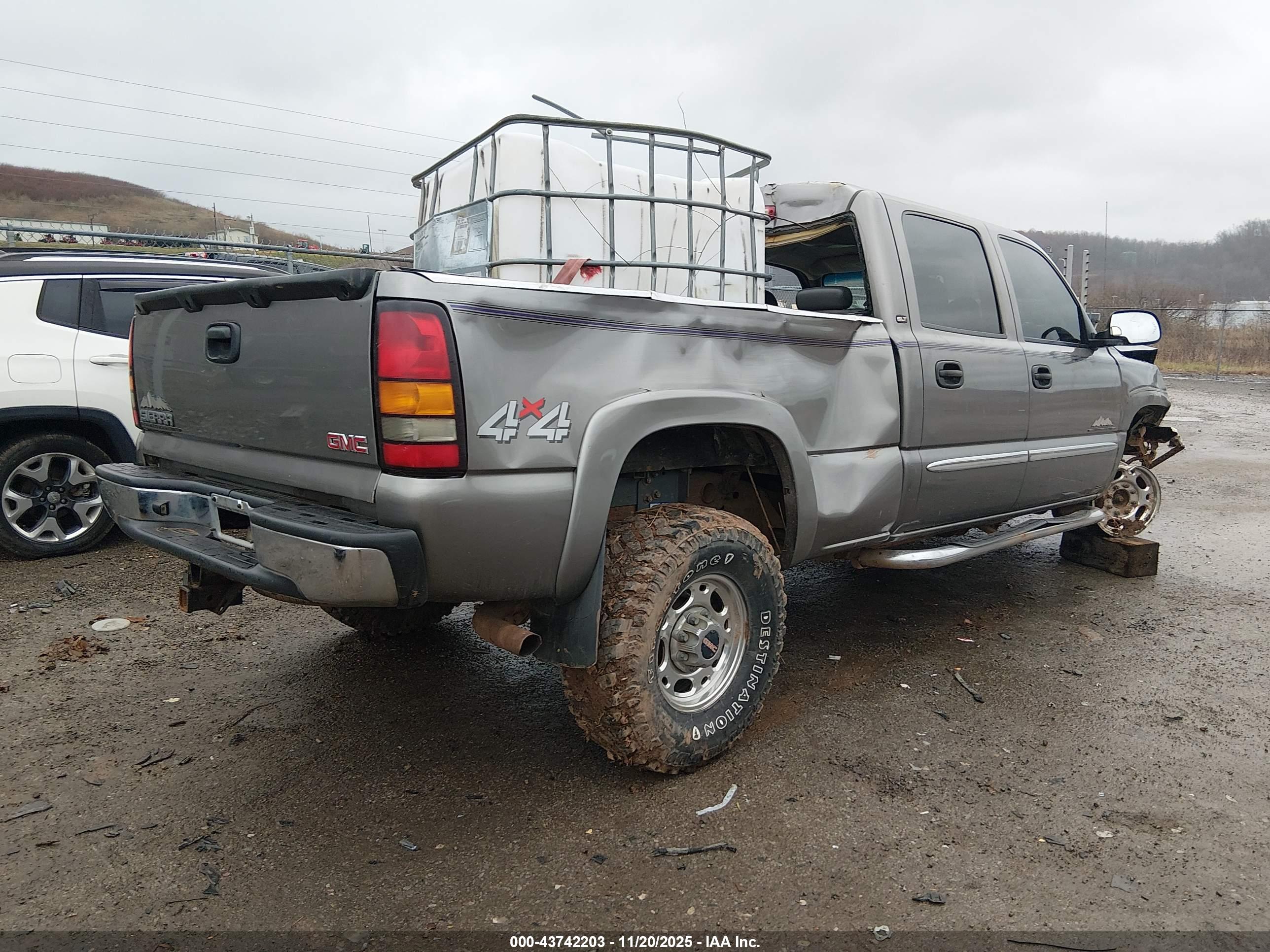 GMC SIERRA image 4