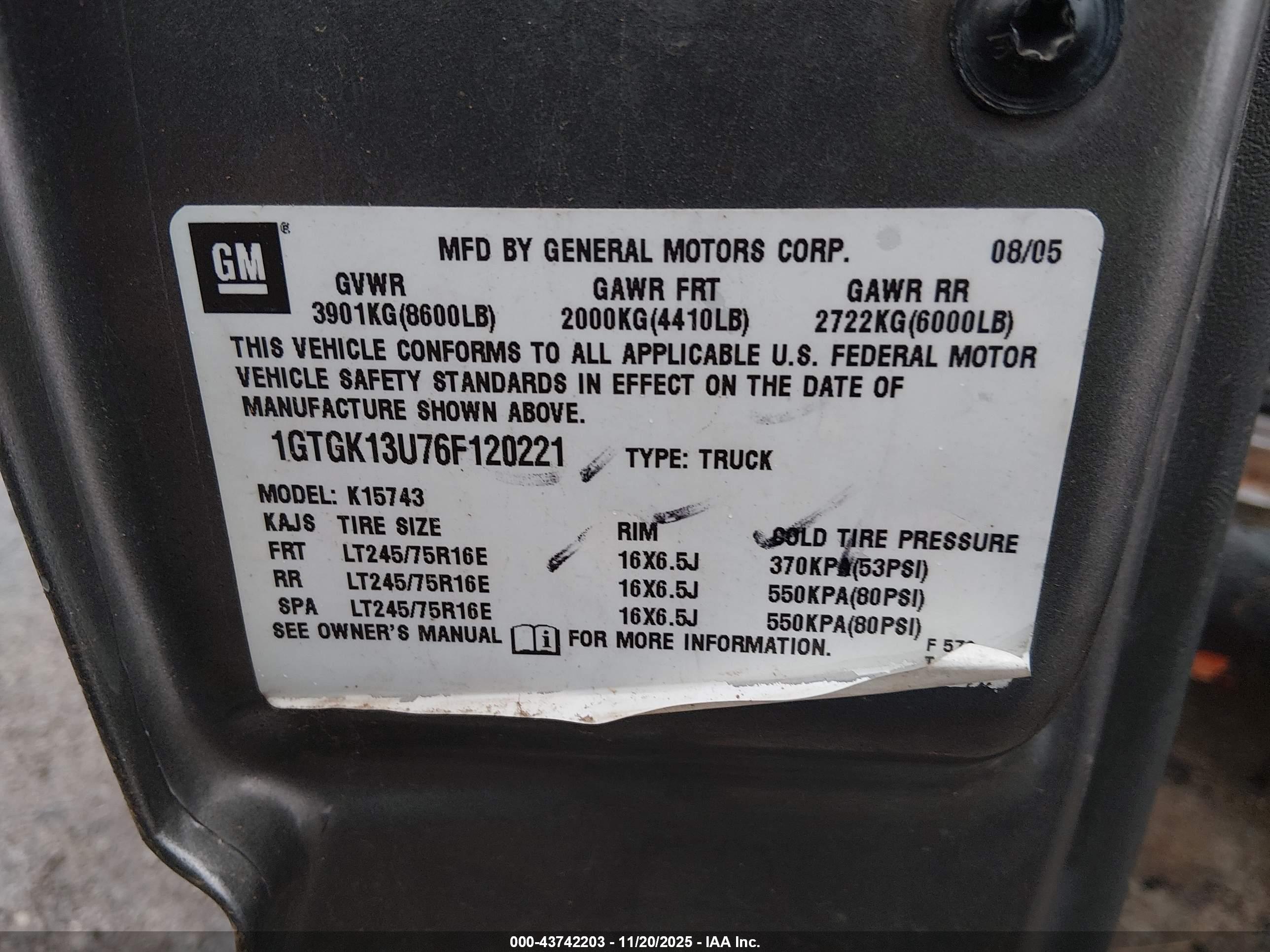 GMC SIERRA image 9