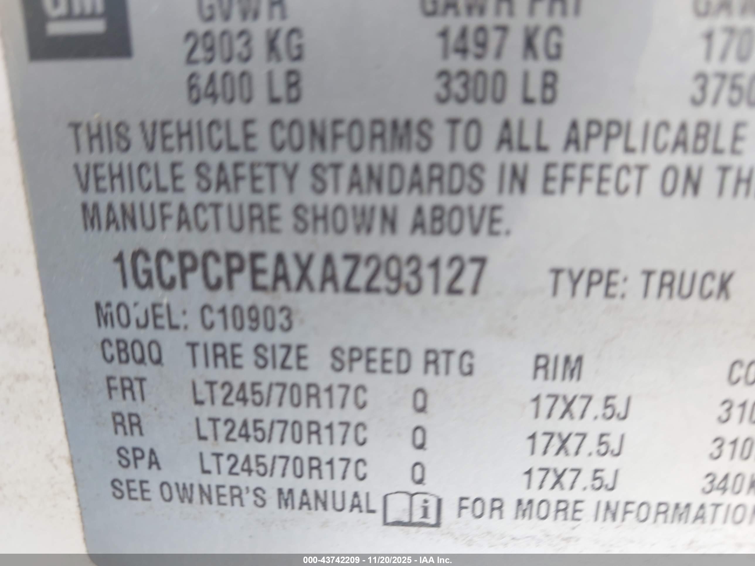 CHEVROLET SILVERADO image 9