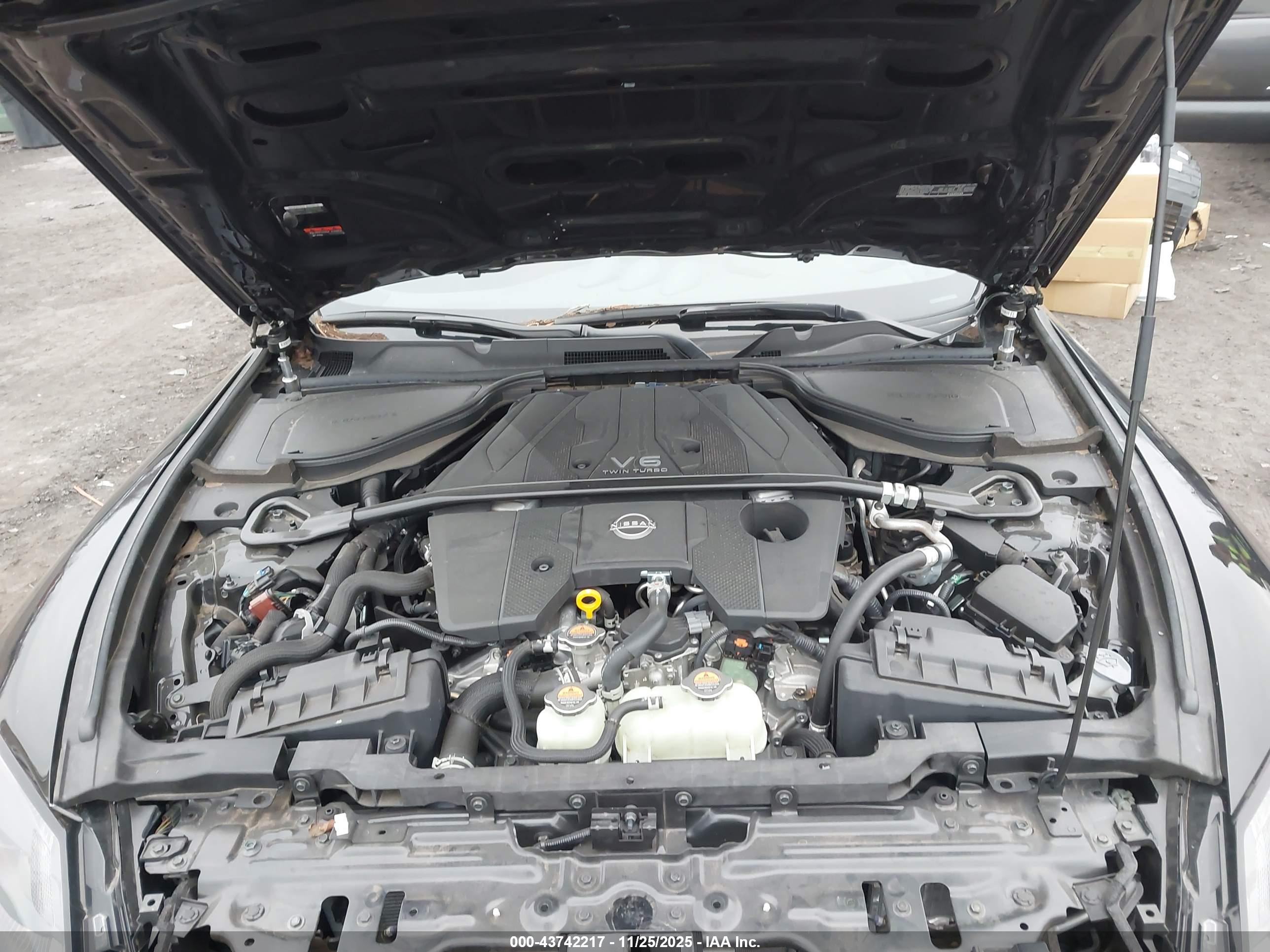 NISSAN Z image 10
