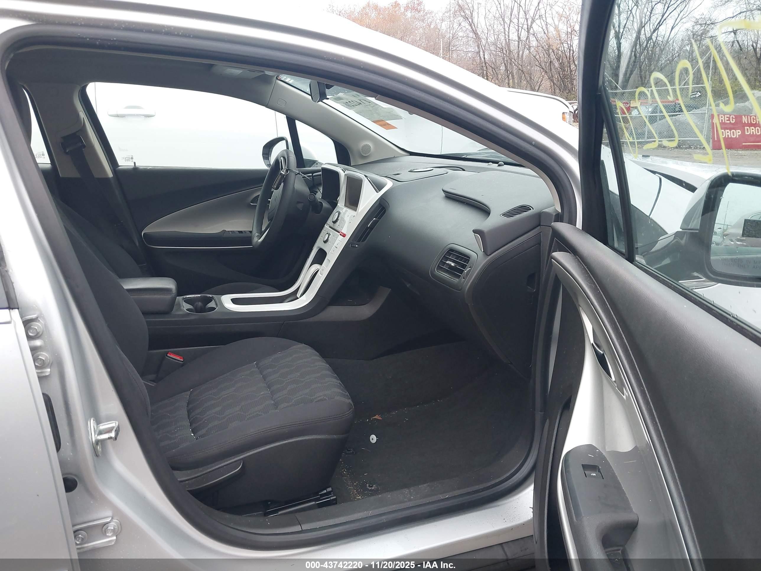 CHEVROLET VOLT image 5