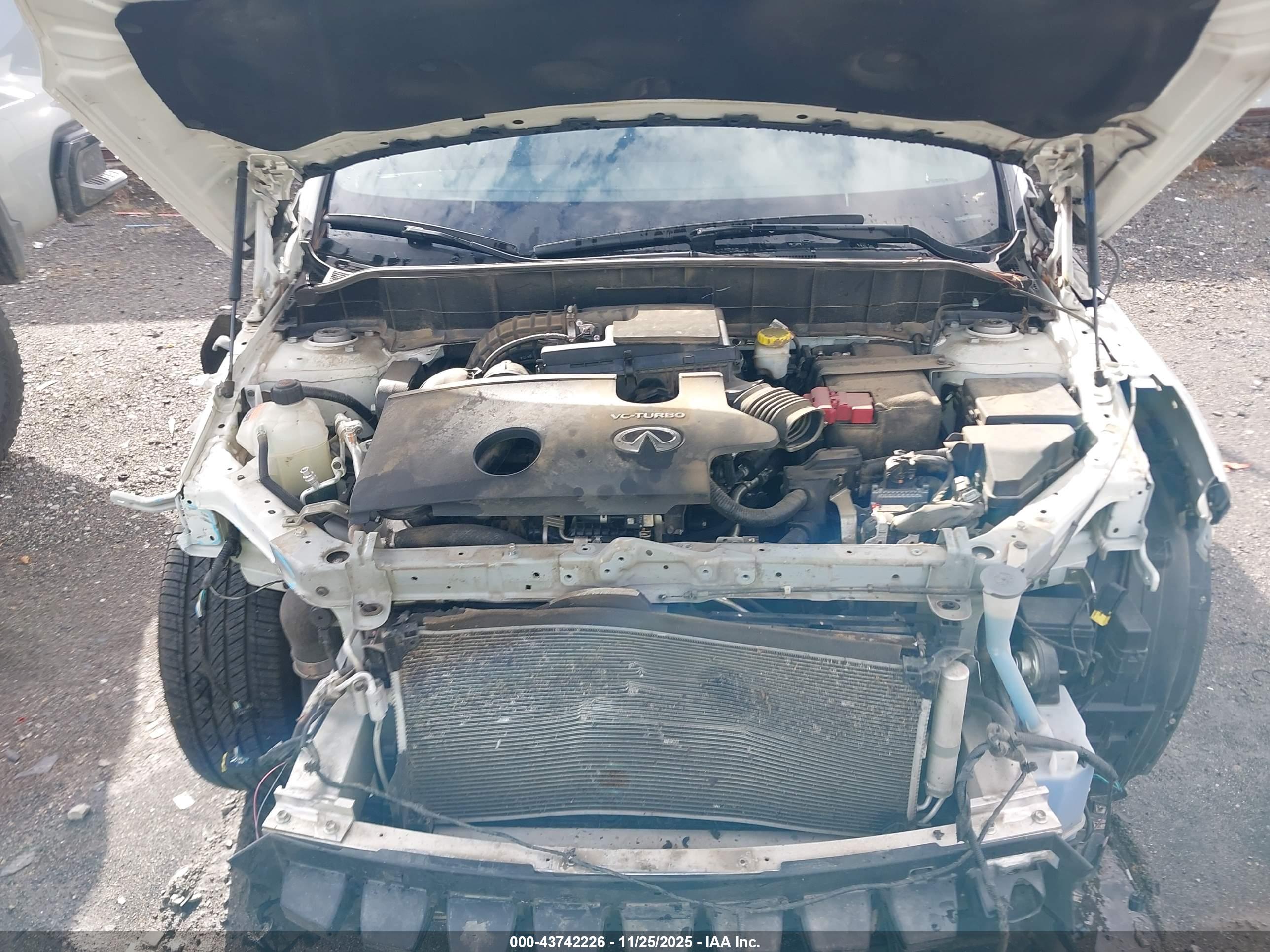 INFINITI QX50 image 10