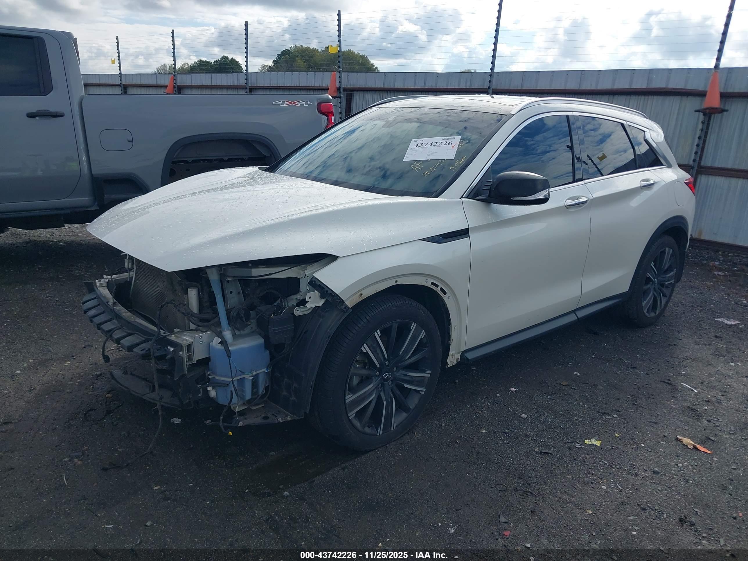 INFINITI QX50 image 2