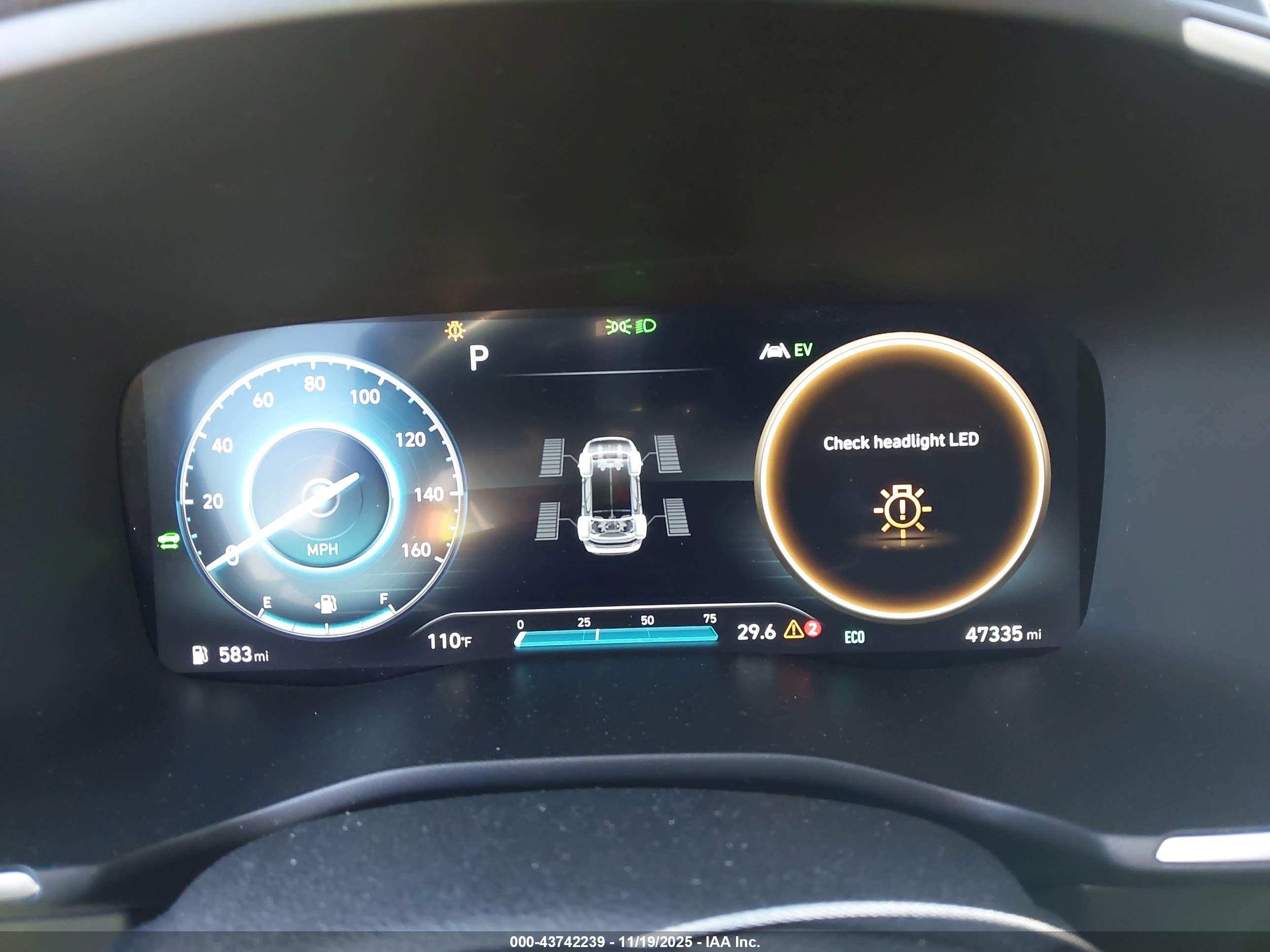 HYUNDAI SANTA image 7