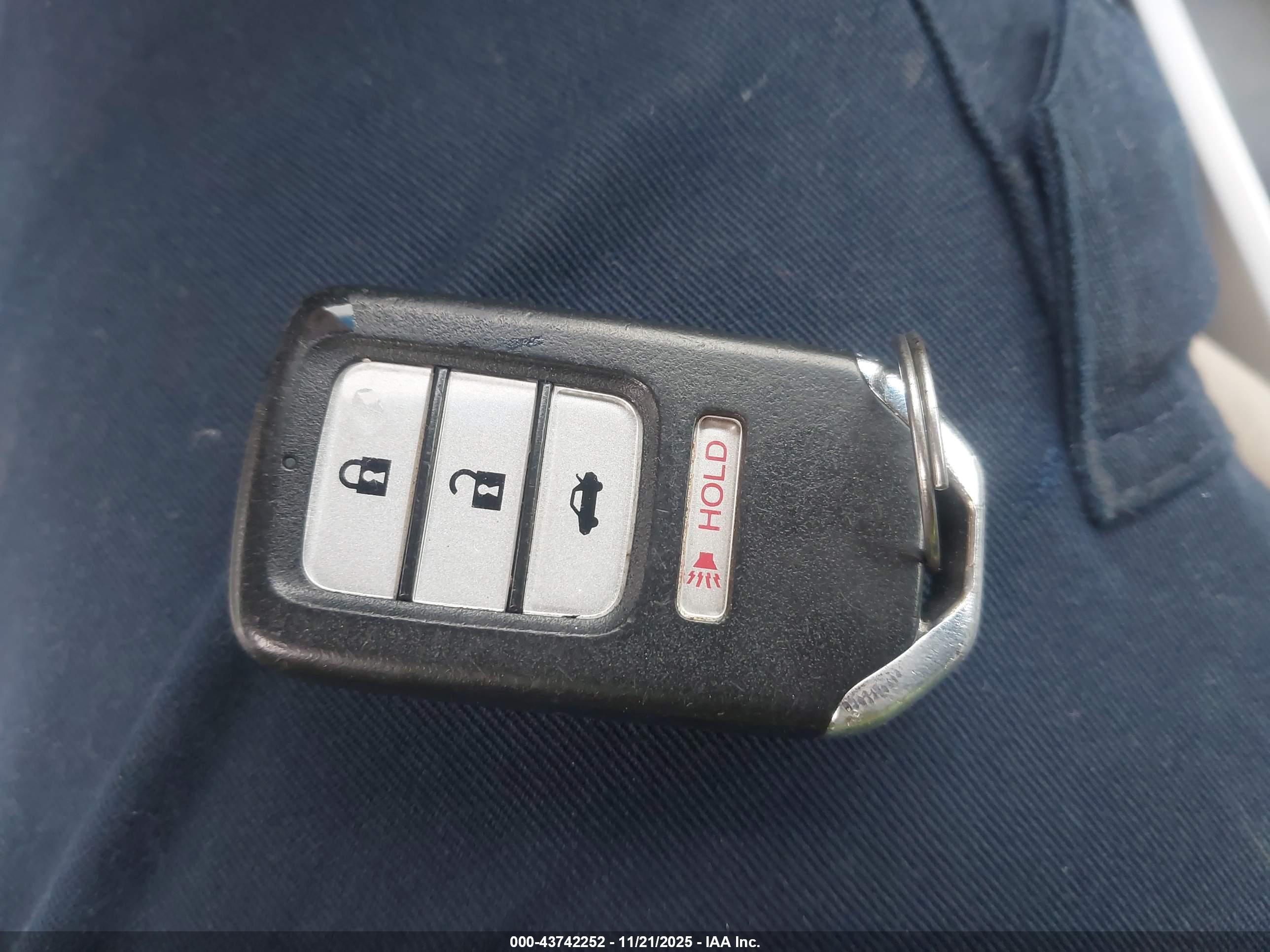 HONDA ACCORD image 11