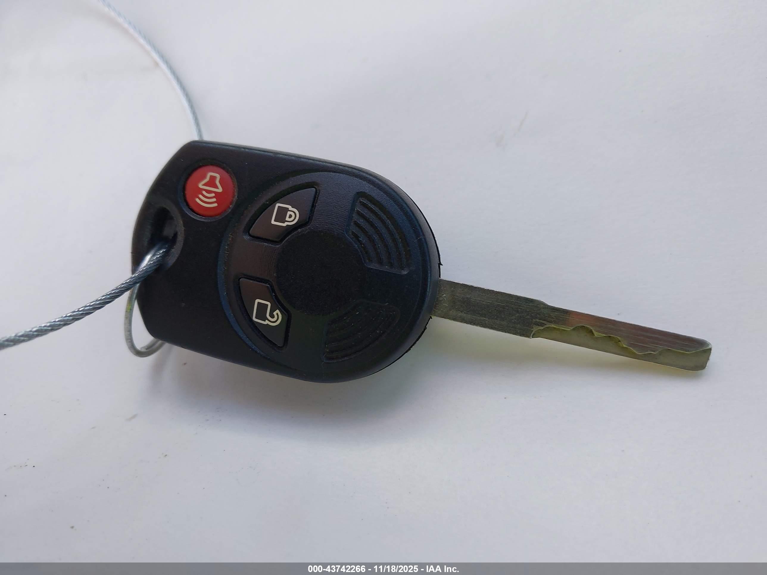 FORD ESCAPE image 11