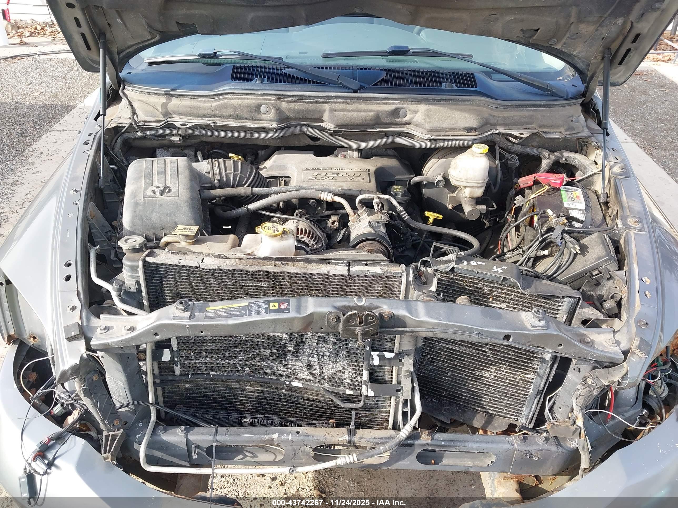 DODGE RAM image 10