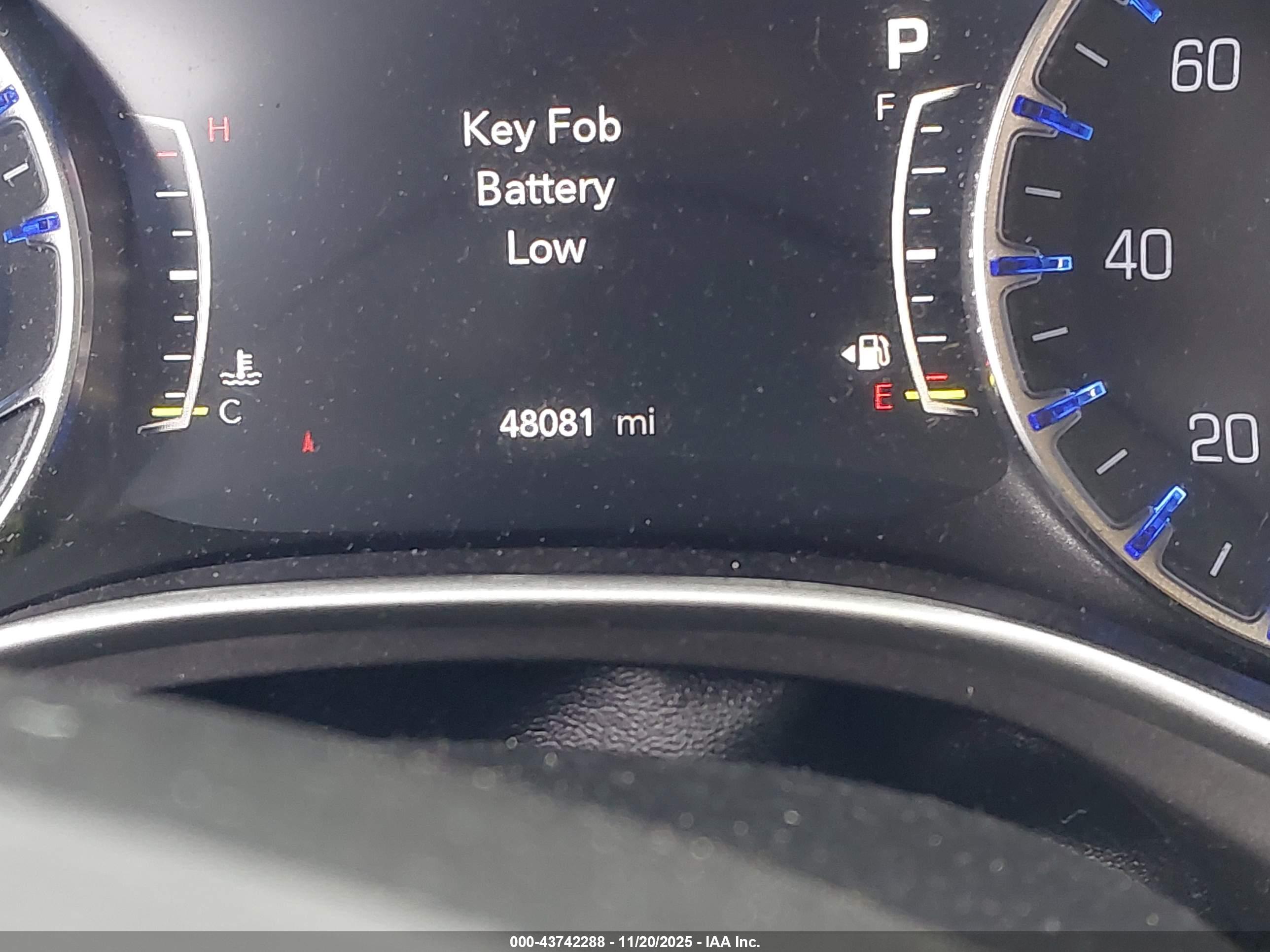 CHRYSLER PACIFICA image 7