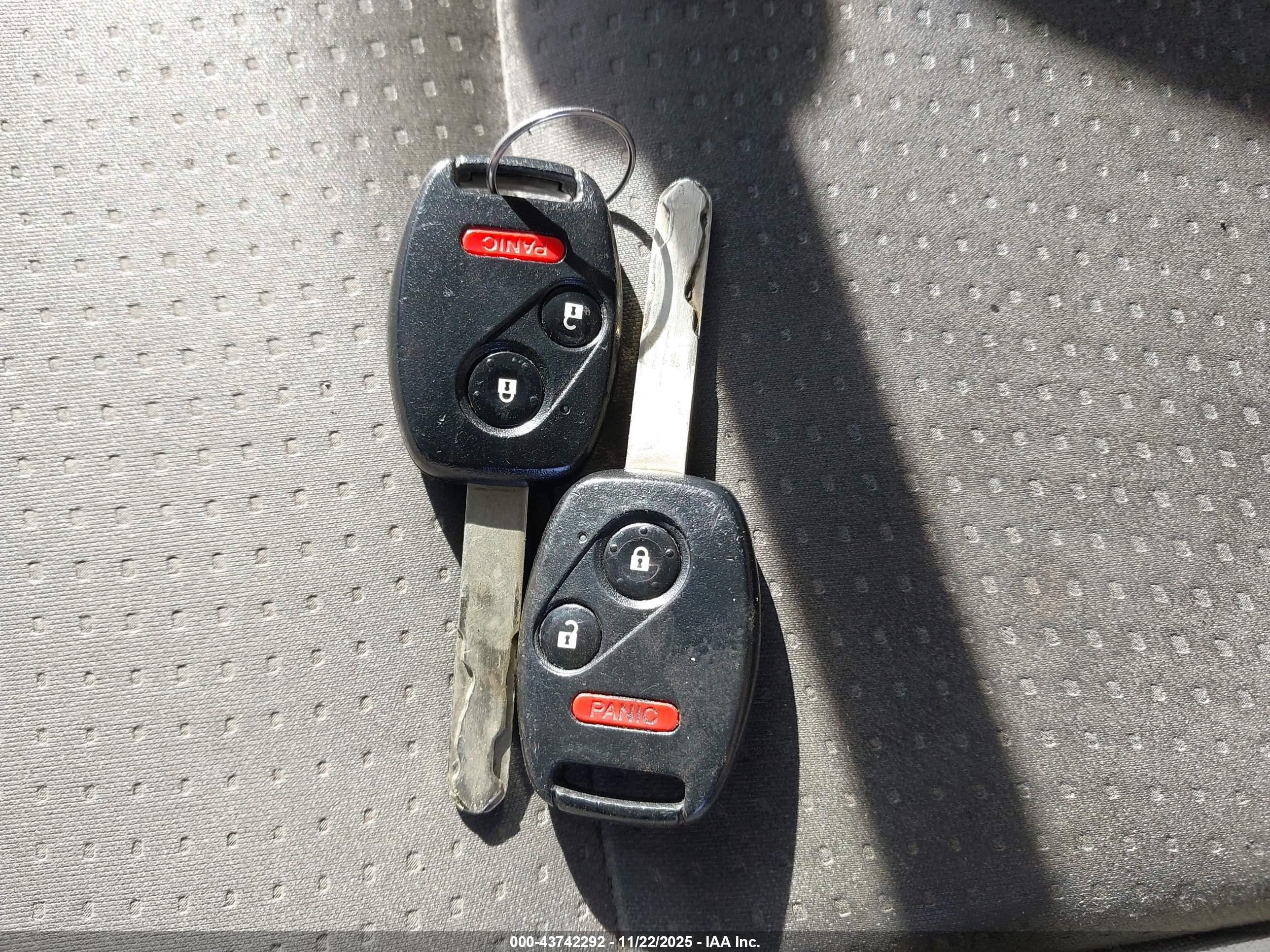 HONDA CR-V image 11