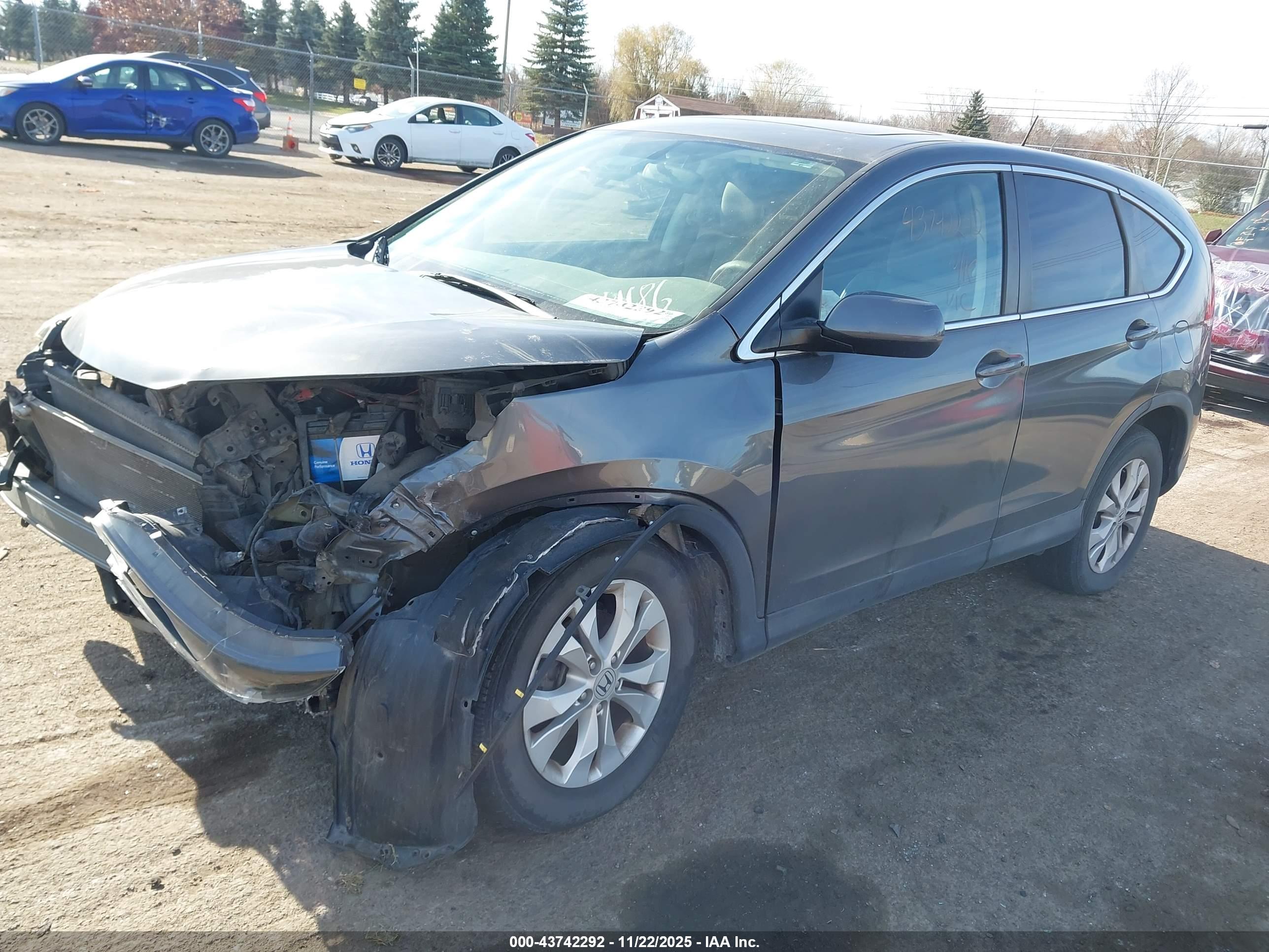 HONDA CR-V image 2