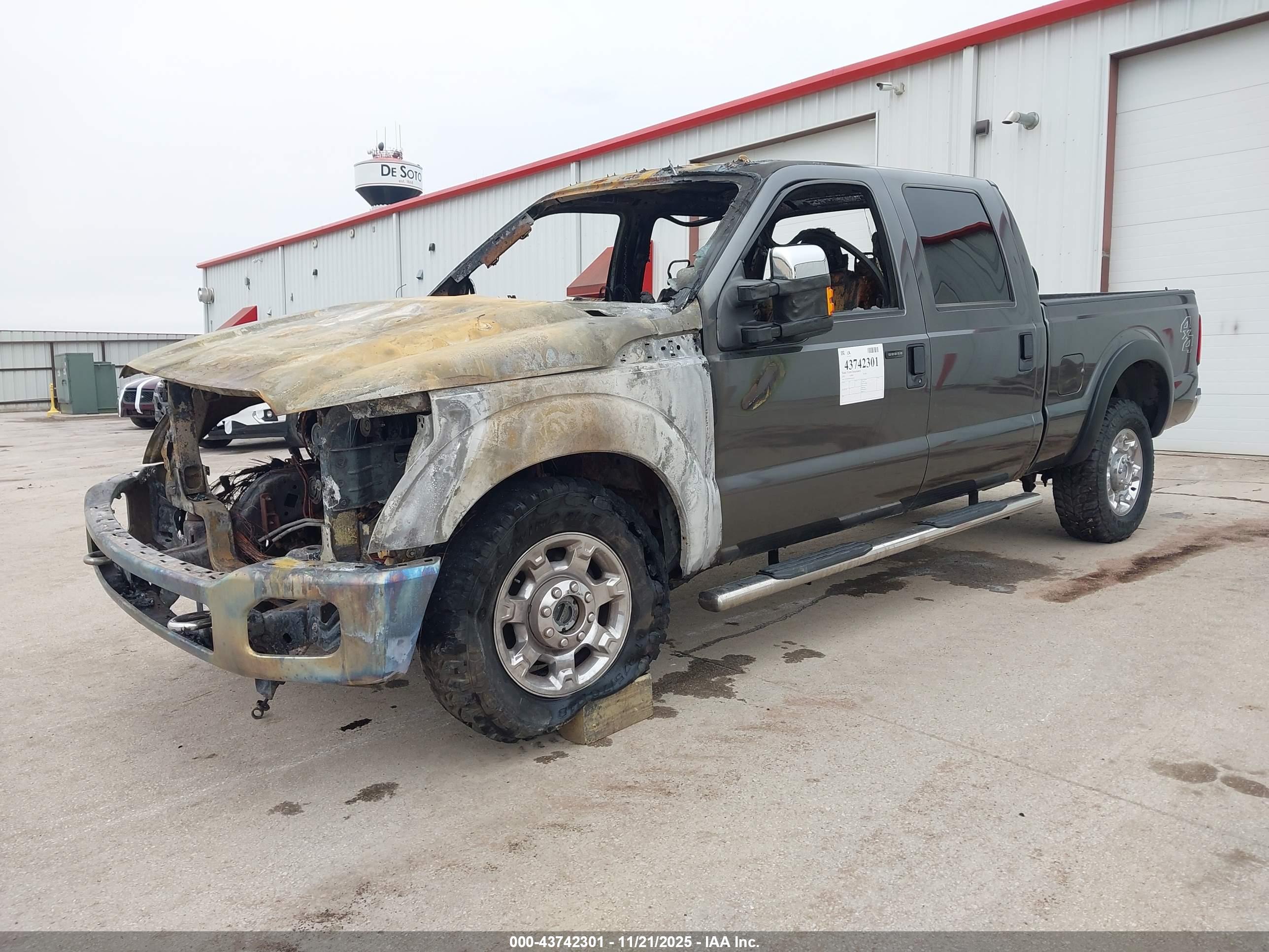 FORD F-250 image 2