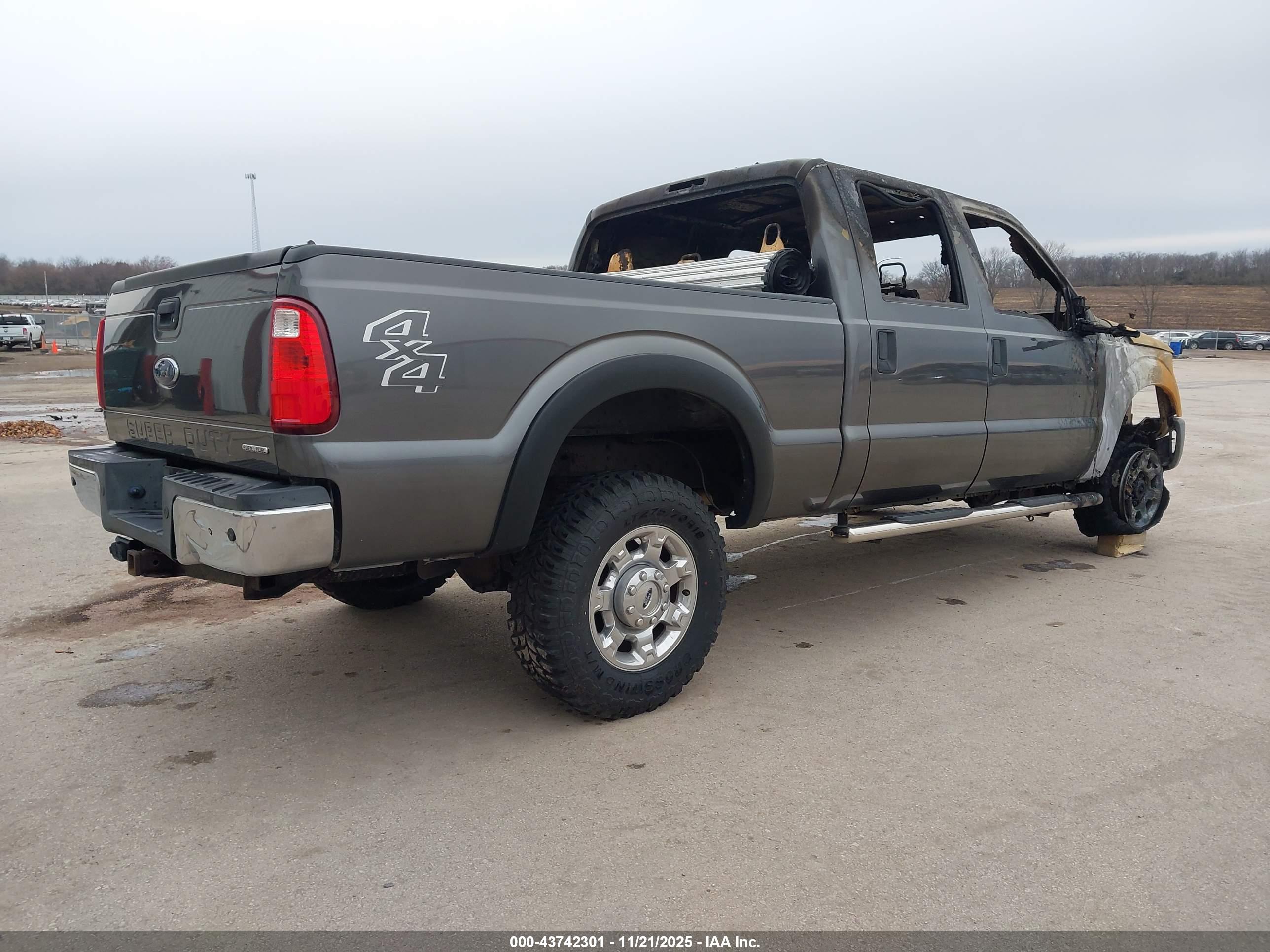 FORD F-250 image 4